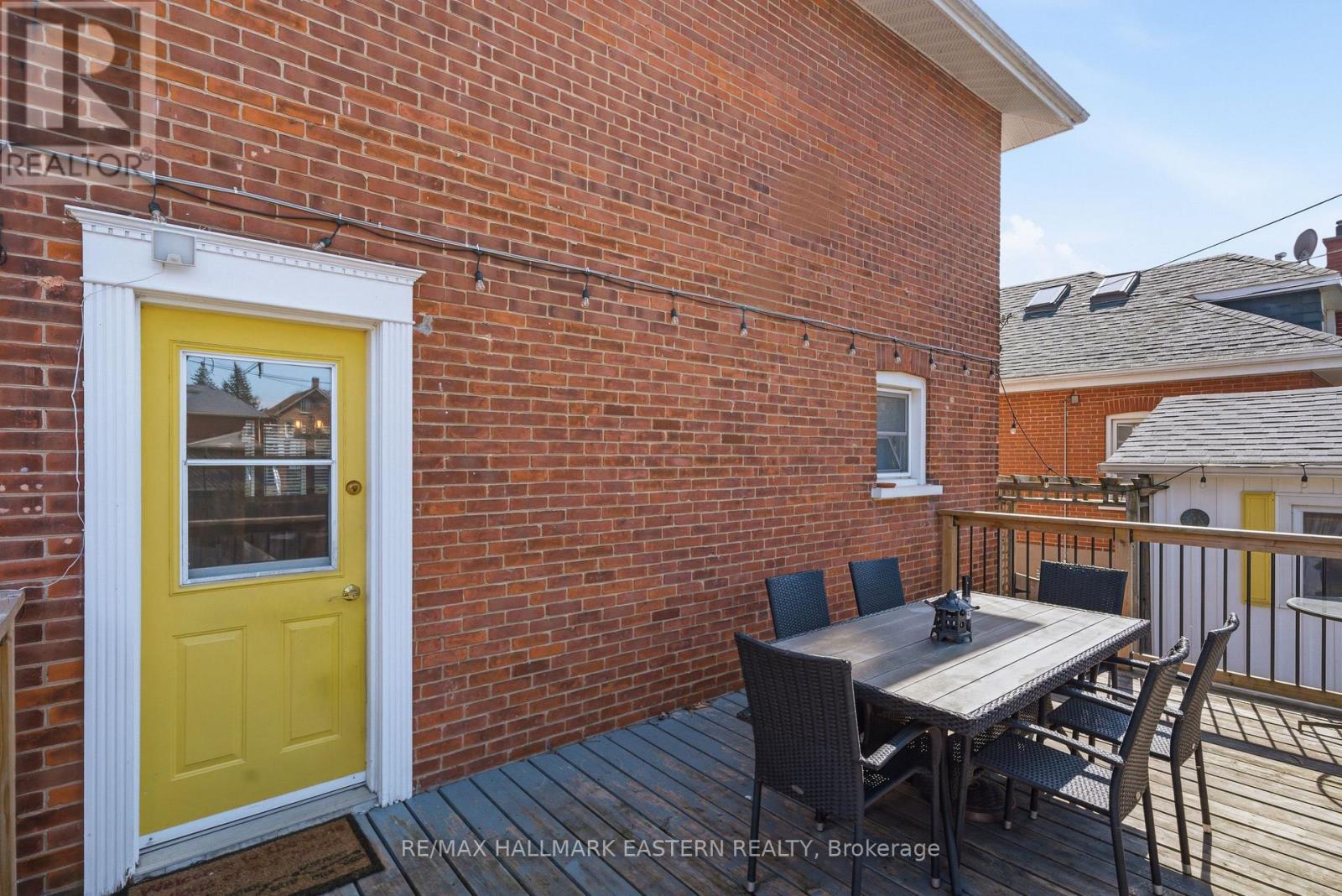 556 Douglas Avenue, Peterborough (Town Ward 3), Ontario  K9J 4L1 - Photo 38 - X13045974