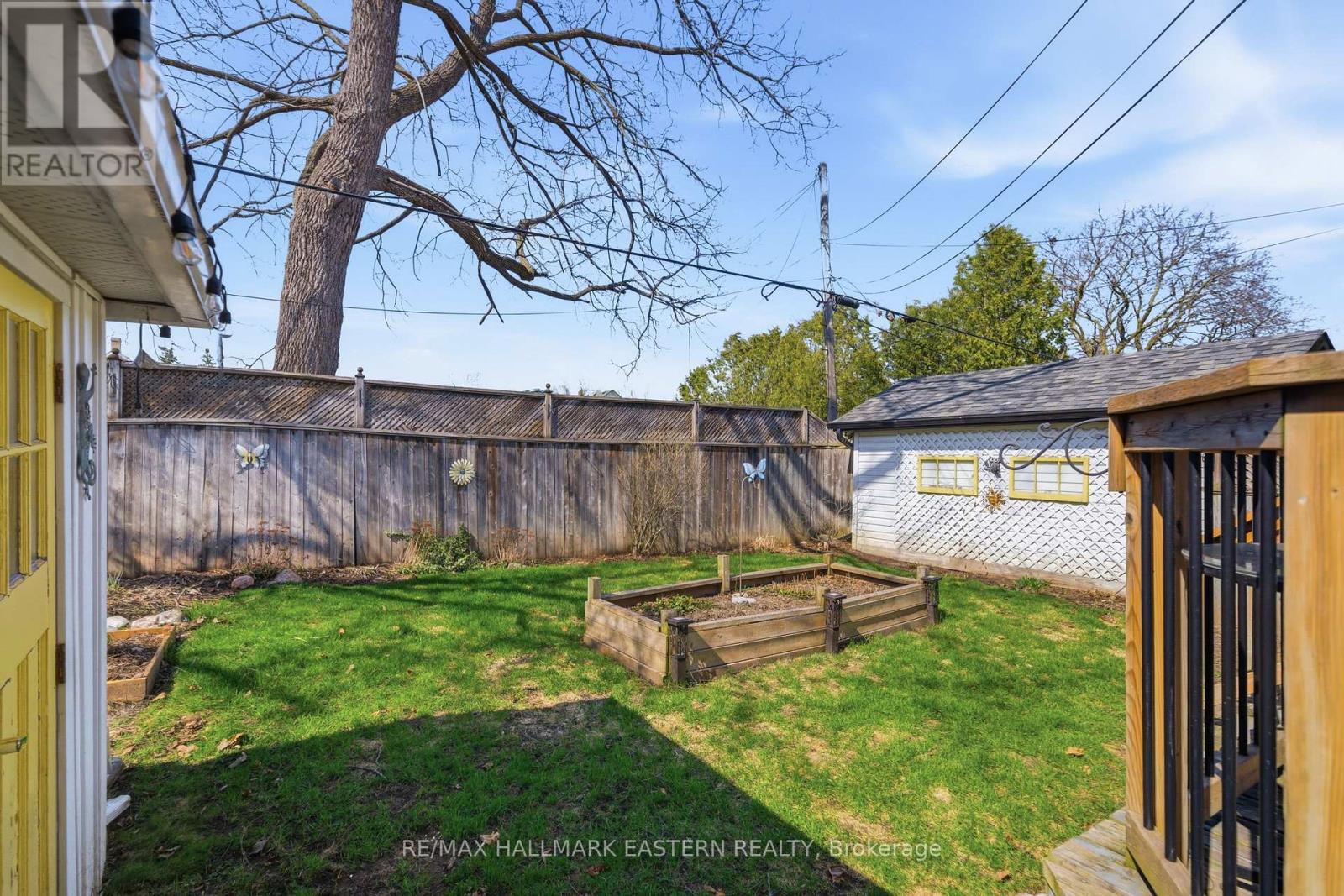 556 Douglas Avenue, Peterborough (Town Ward 3), Ontario  K9J 4L1 - Photo 42 - X13045974