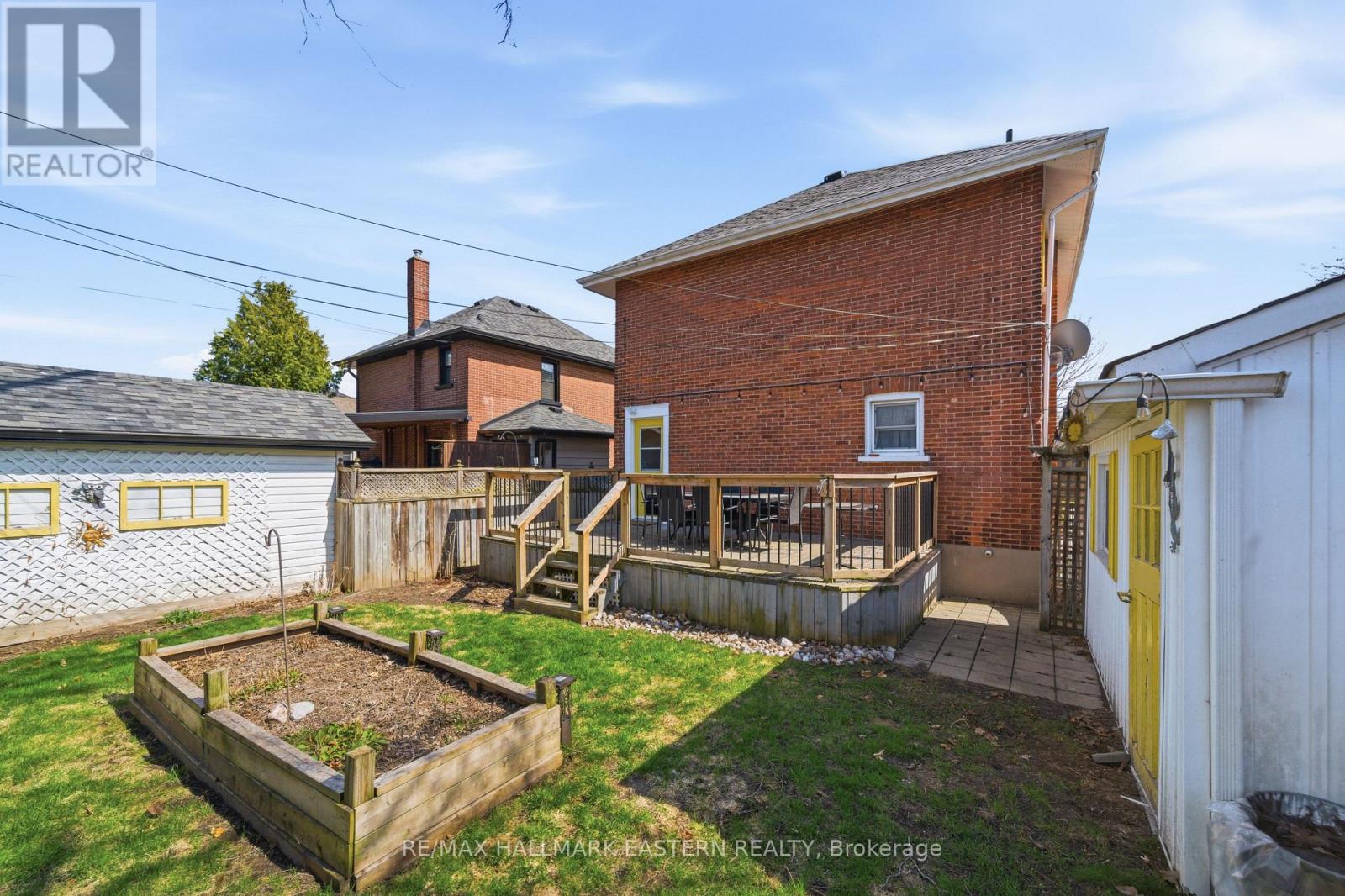 556 Douglas Avenue, Peterborough (Town Ward 3), Ontario  K9J 4L1 - Photo 43 - X13045974