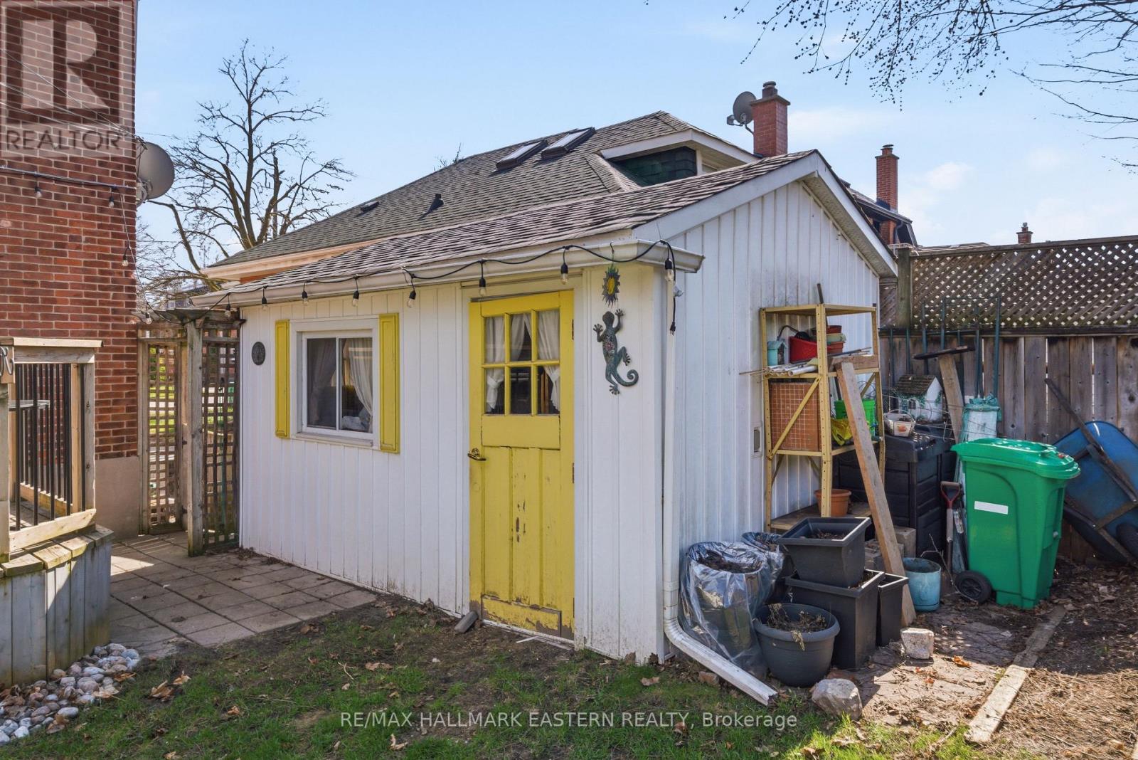 556 Douglas Avenue, Peterborough (Town Ward 3), Ontario  K9J 4L1 - Photo 44 - X13045974