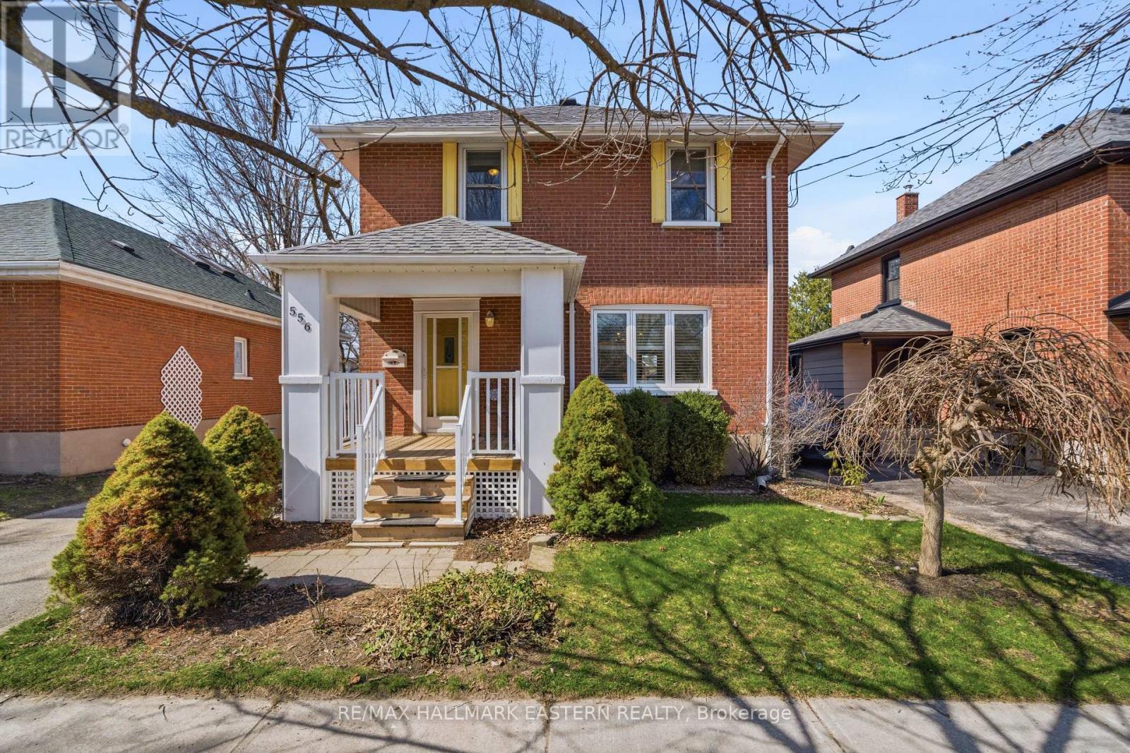 556 Douglas Avenue, Peterborough (Town Ward 3), Ontario  K9J 4L1 - Photo 6 - X13045974