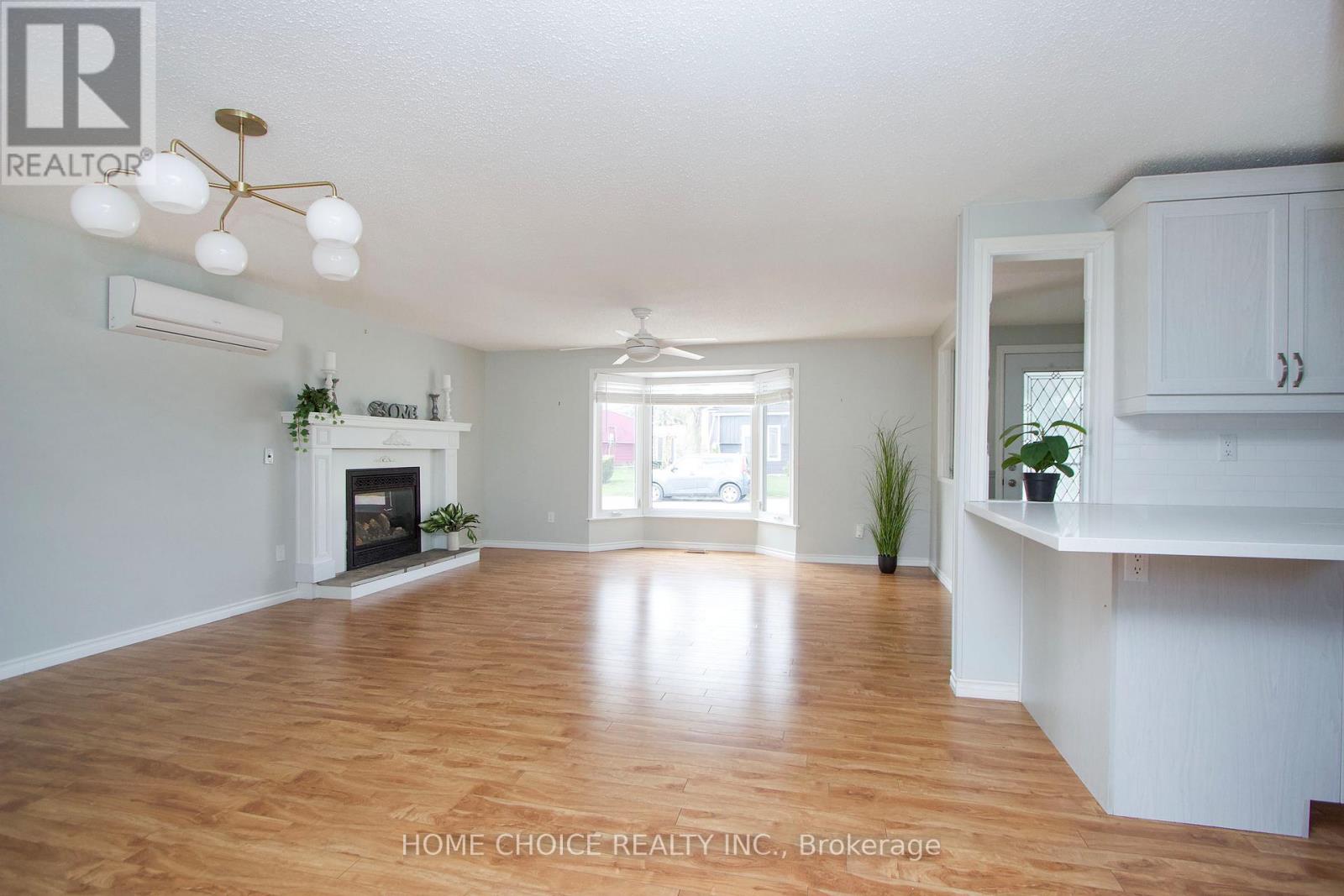 8 Loyalist Court, Clarington (Bowmanville), Ontario  L1B 1A8 - Photo 20 - E13046006