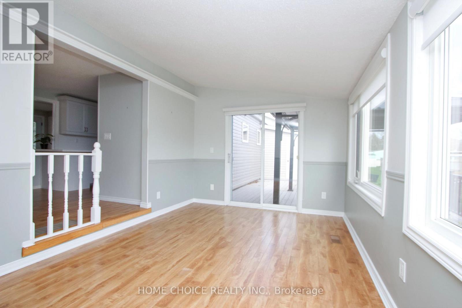 8 Loyalist Court, Clarington (Bowmanville), Ontario  L1B 1A8 - Photo 22 - E13046006