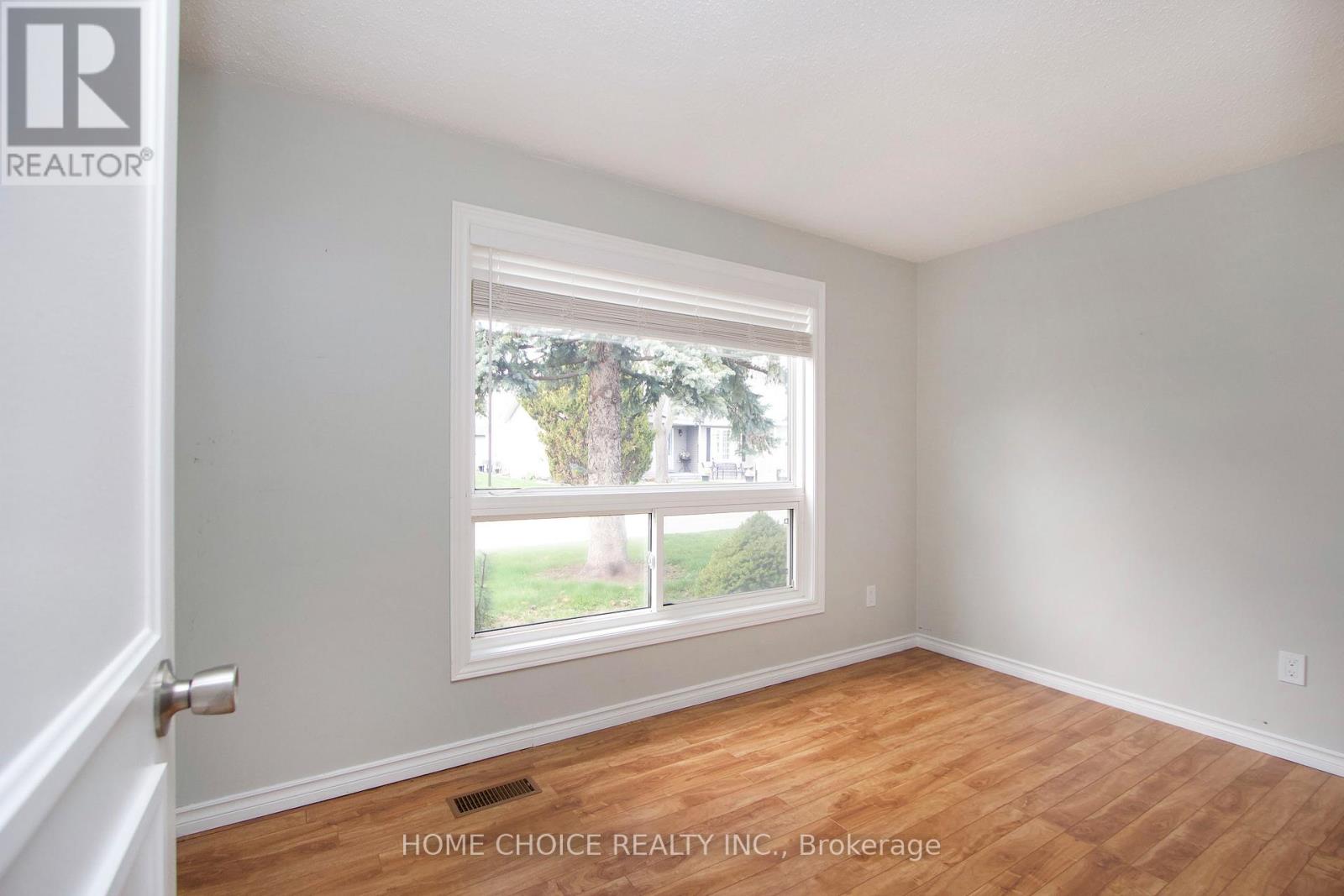 8 Loyalist Court, Clarington (Bowmanville), Ontario  L1B 1A8 - Photo 25 - E13046006