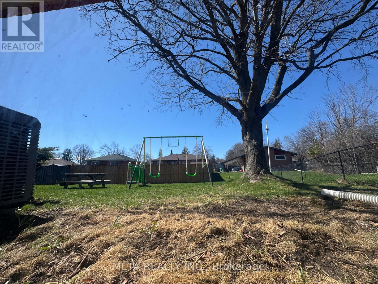 1179 Trentway Vista, Peterborough (Northcrest Ward 5), Ontario  K9H 6N7 - Photo 34 - X13046068