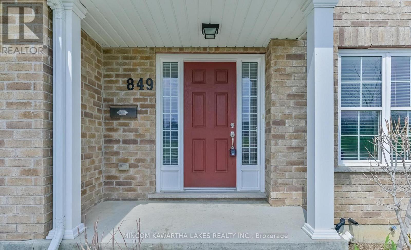 849 Broadway Boulevard, Peterborough (Northcrest Ward 5), Ontario  K9H 7T3 - Photo 2 - X13046394