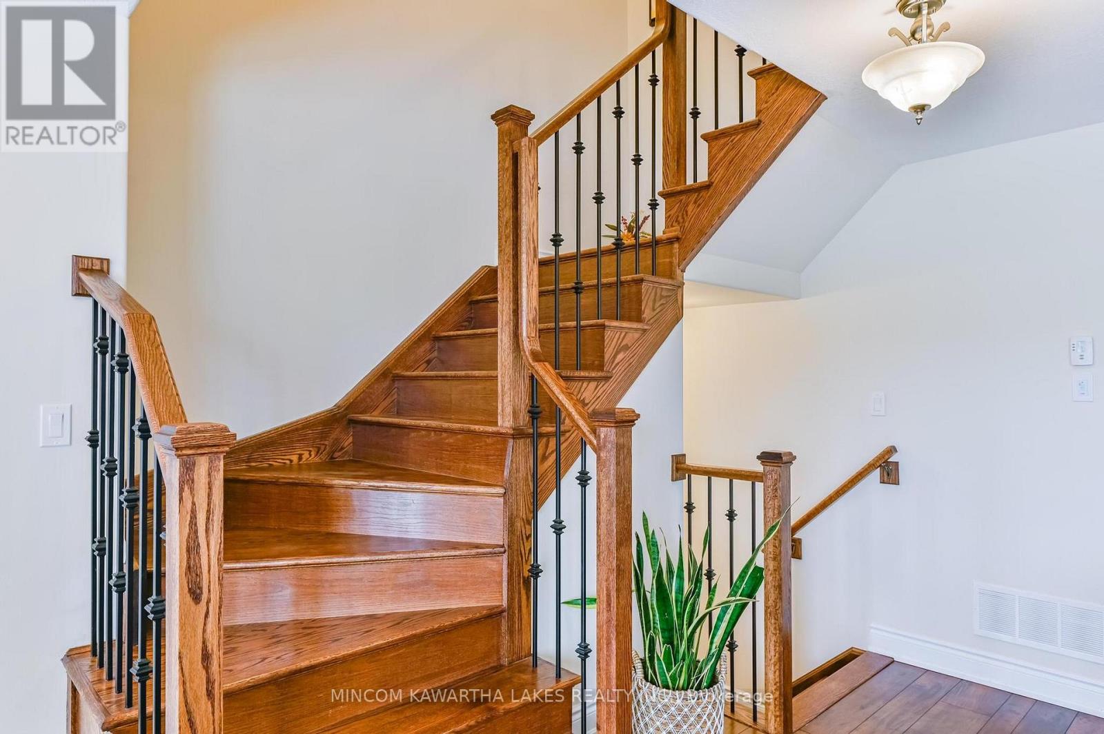 849 Broadway Boulevard, Peterborough (Northcrest Ward 5), Ontario  K9H 7T3 - Photo 9 - X13046394