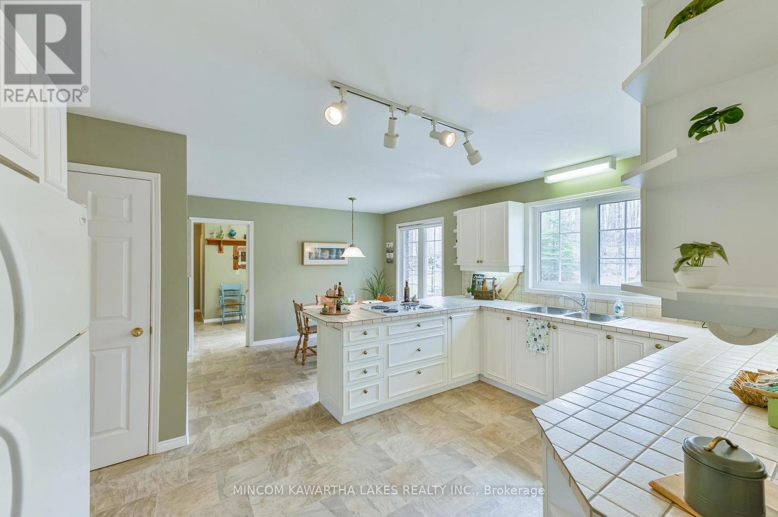 994 Birchview Crescent, Selwyn, Ontario  K0L 1H0 - Photo 6 - X13046396