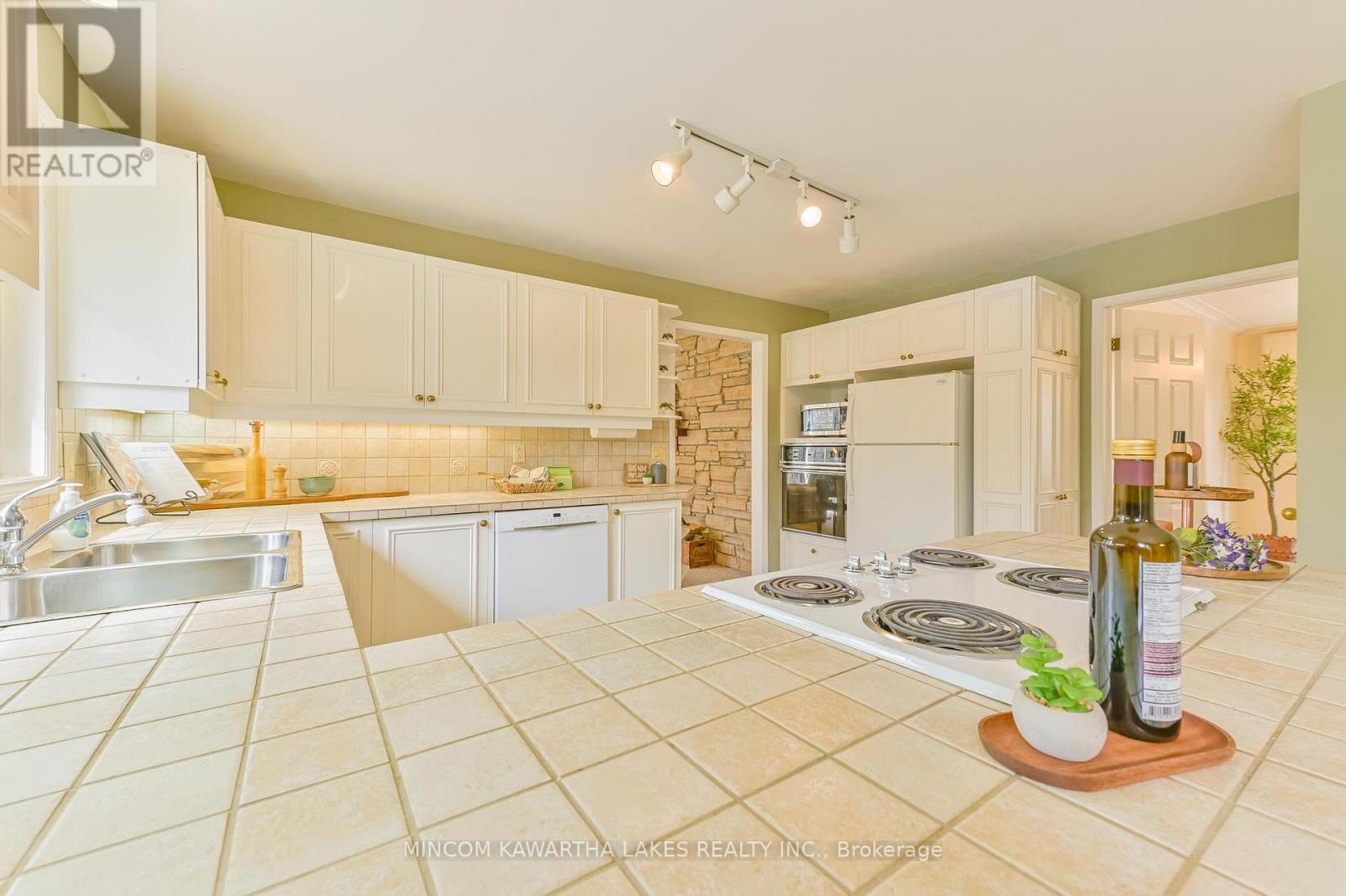 994 Birchview Crescent, Selwyn, Ontario  K0L 1H0 - Photo 9 - X13046396