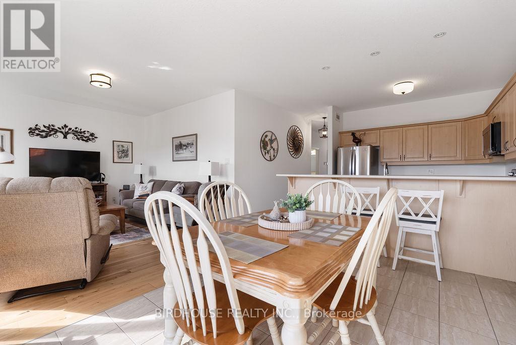 316 Blacksmith Way, Peterborough (Northcrest Ward 5), Ontario  K9L 0B5 - Photo 11 - X13046494