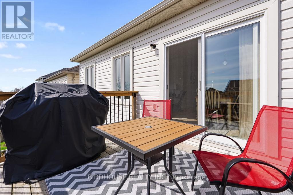 316 Blacksmith Way, Peterborough (Northcrest Ward 5), Ontario  K9L 0B5 - Photo 15 - X13046494