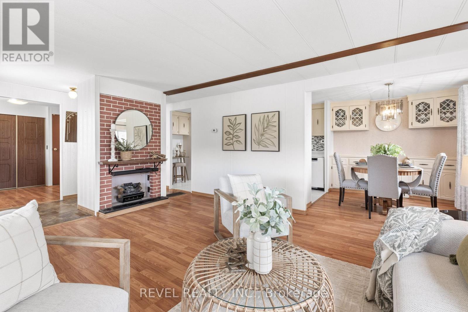 7 Macal Drive, Kawartha Lakes (Lindsay), Ontario  K9V 0H5 - Photo 8 - X13046516