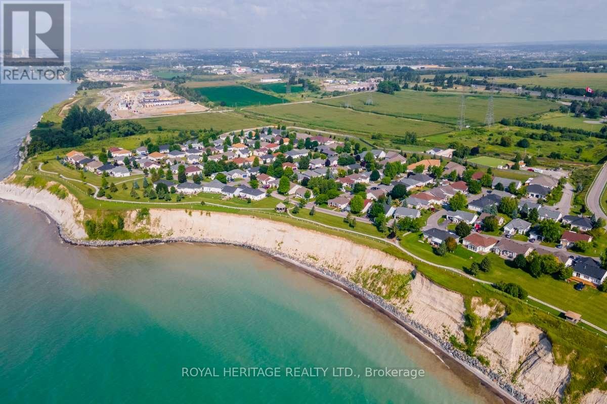 209 Wilmot Trail, Clarington (Newcastle), Ontario  L1B 1A9 - Photo 37 - E13046566