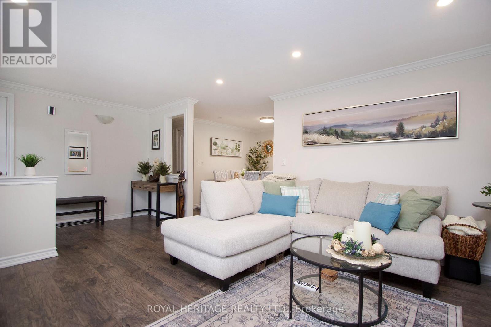 209 Wilmot Trail, Clarington (Newcastle), Ontario  L1B 1A9 - Photo 6 - E13046566