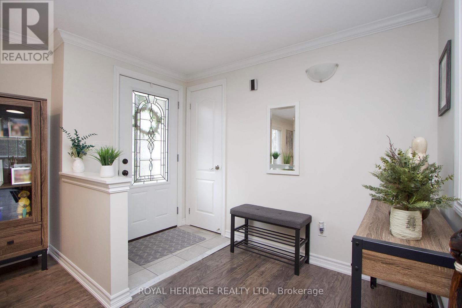 209 Wilmot Trail, Clarington (Newcastle), Ontario  L1B 1A9 - Photo 8 - E13046566