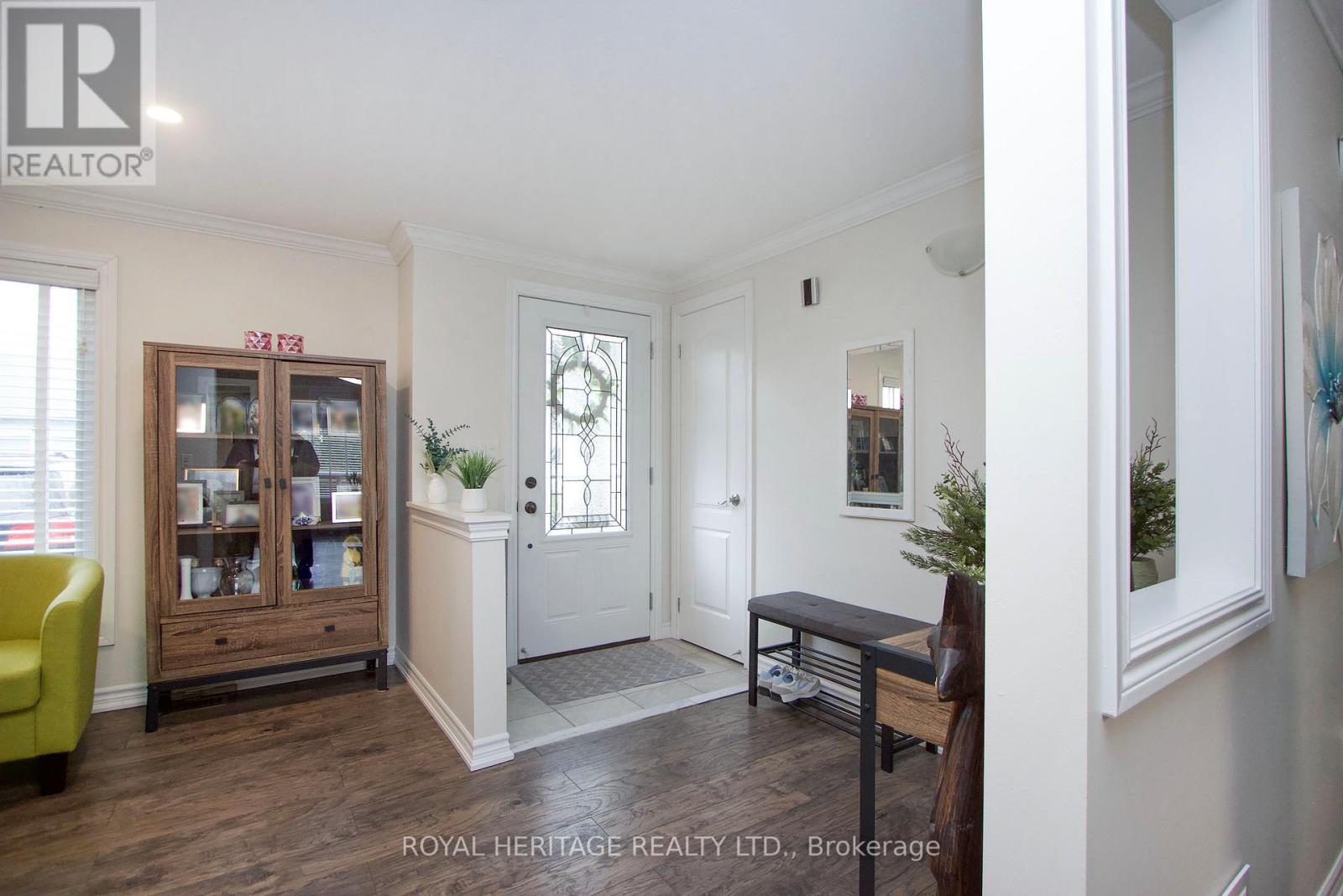 209 Wilmot Trail, Clarington (Newcastle), Ontario  L1B 1A9 - Photo 9 - E13046566