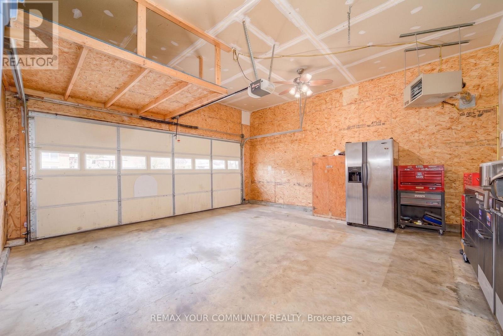 8 Champlain Boulevard, Kawartha Lakes (Lindsay), Ontario  K9V 0H9 - Photo 23 - X13046954