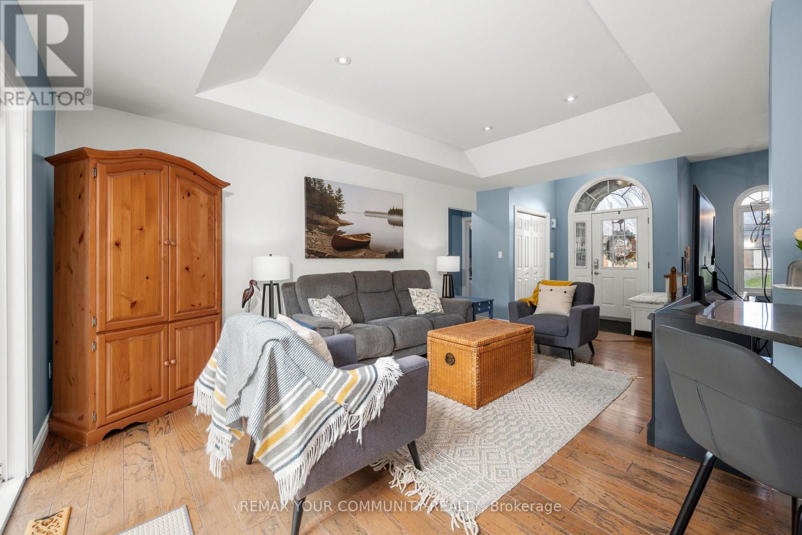 8 Champlain Boulevard, Kawartha Lakes (Lindsay), Ontario  K9V 0H9 - Photo 7 - X13046954