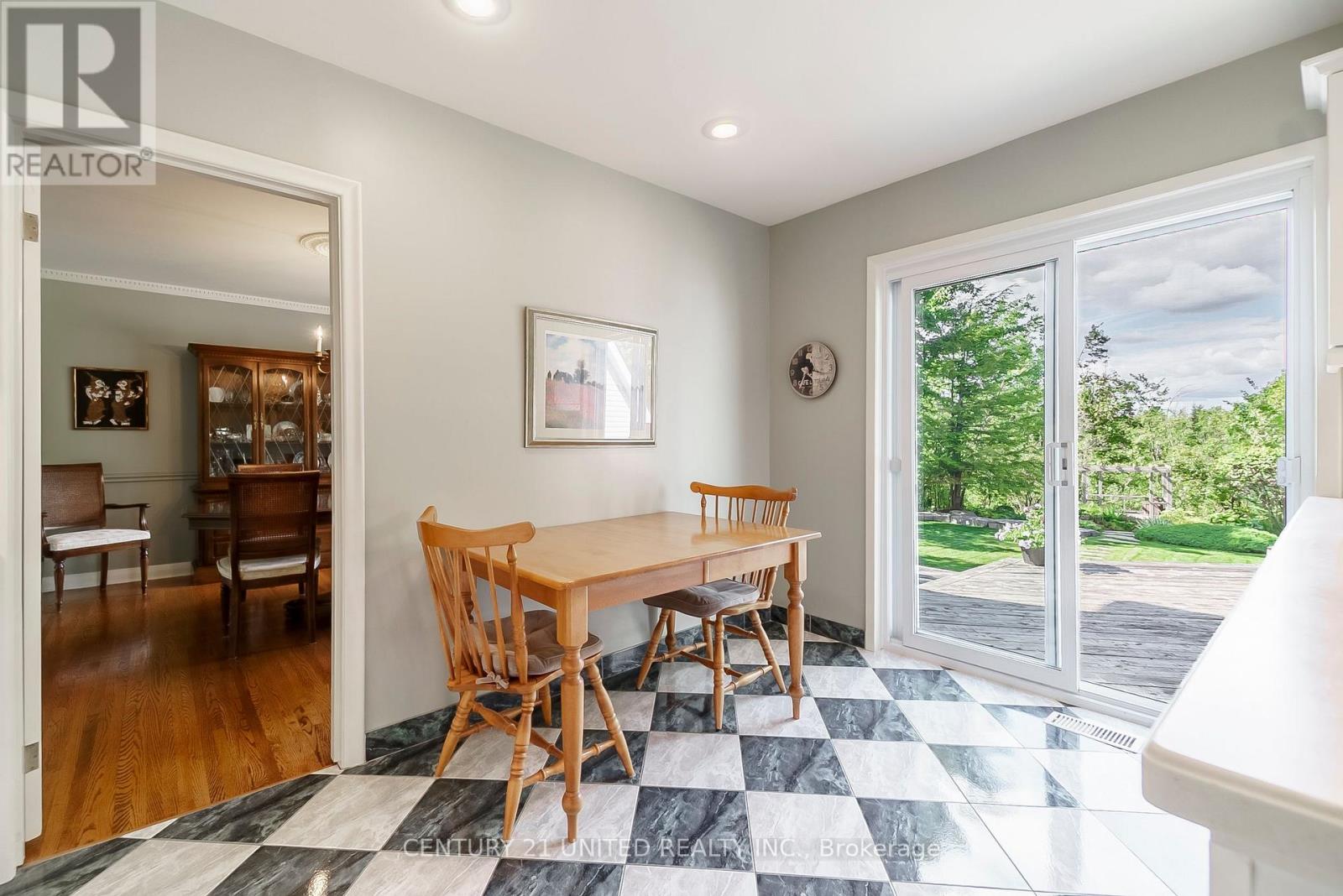 916 Valleyview Drive, Peterborough (Monaghan Ward 2), Ontario  K9J 6R1 - Photo 17 - X13047638