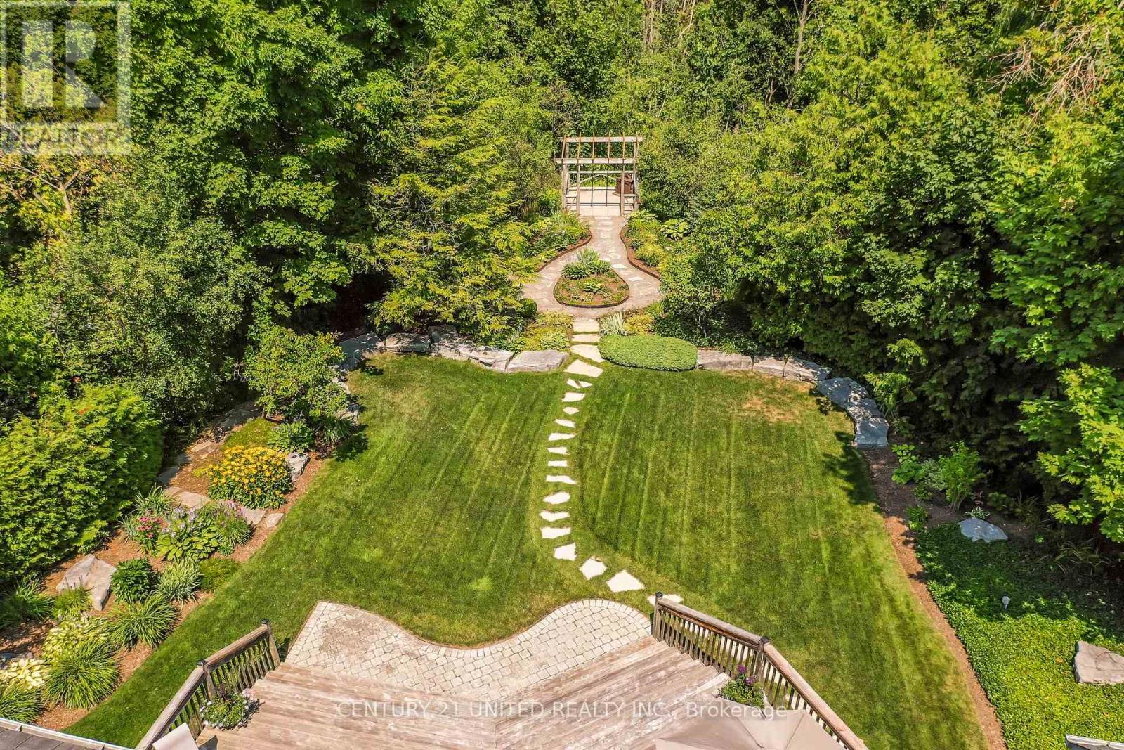 916 Valleyview Drive, Peterborough (Monaghan Ward 2), Ontario  K9J 6R1 - Photo 3 - X13047638