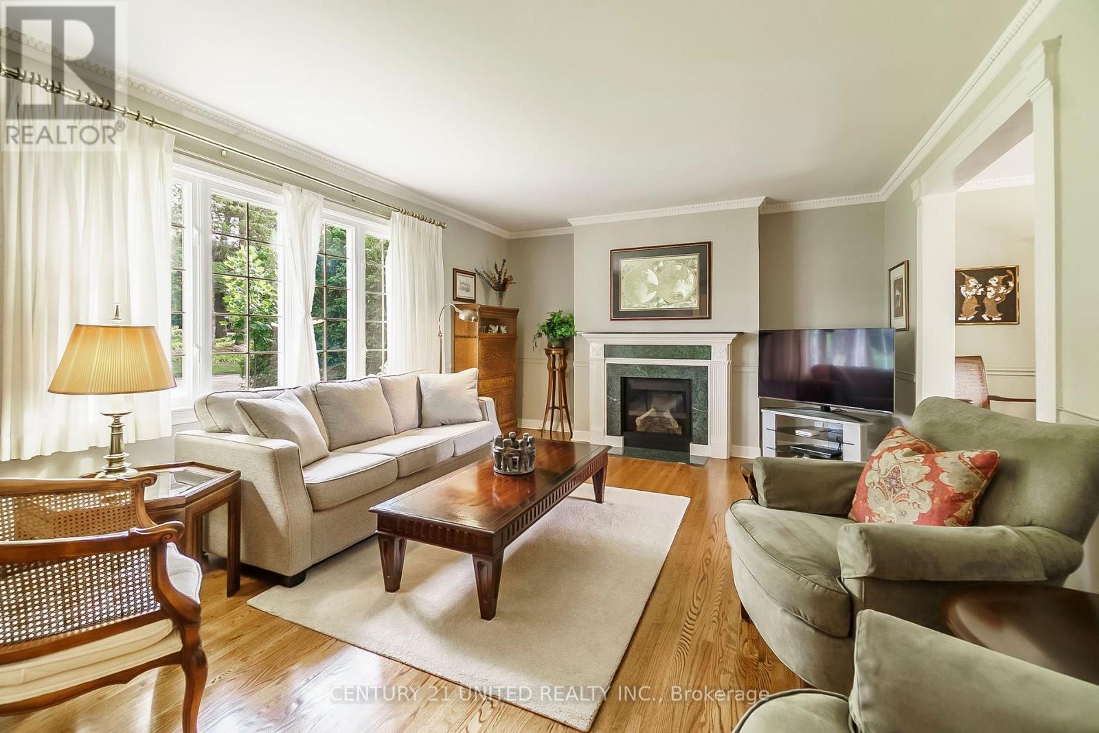 916 Valleyview Drive, Peterborough (Monaghan Ward 2), Ontario  K9J 6R1 - Photo 7 - X13047638