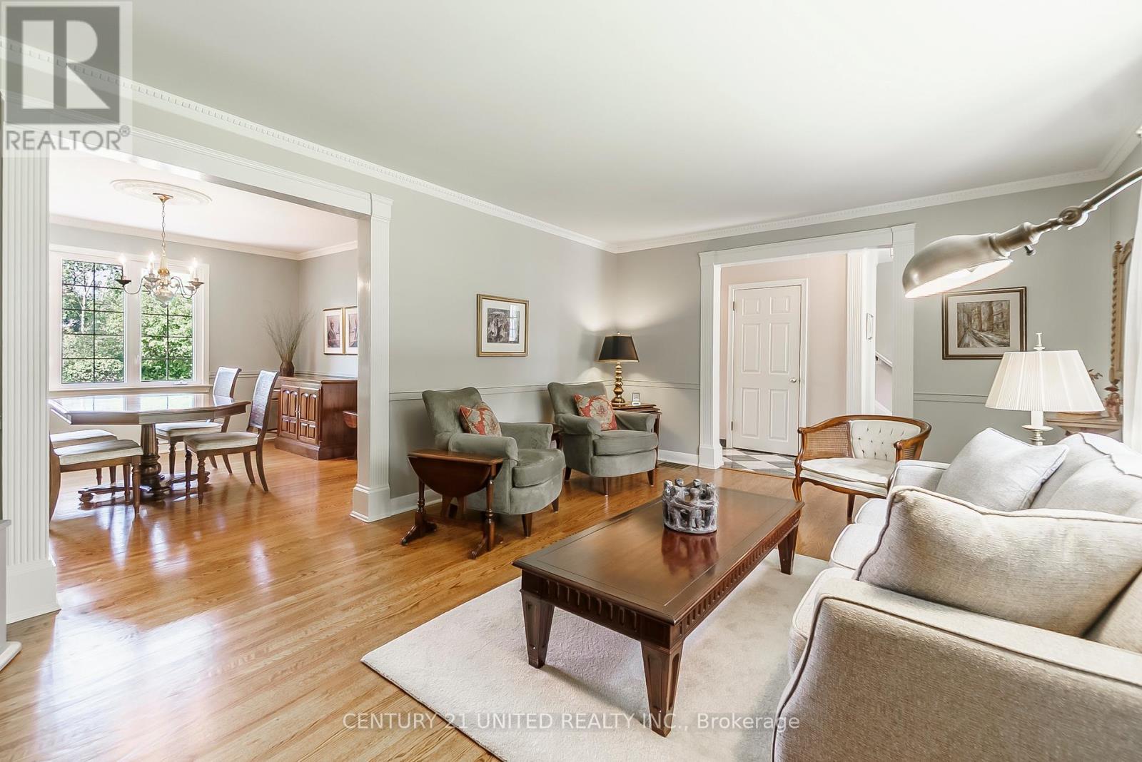 916 Valleyview Drive, Peterborough (Monaghan Ward 2), Ontario  K9J 6R1 - Photo 8 - X13047638