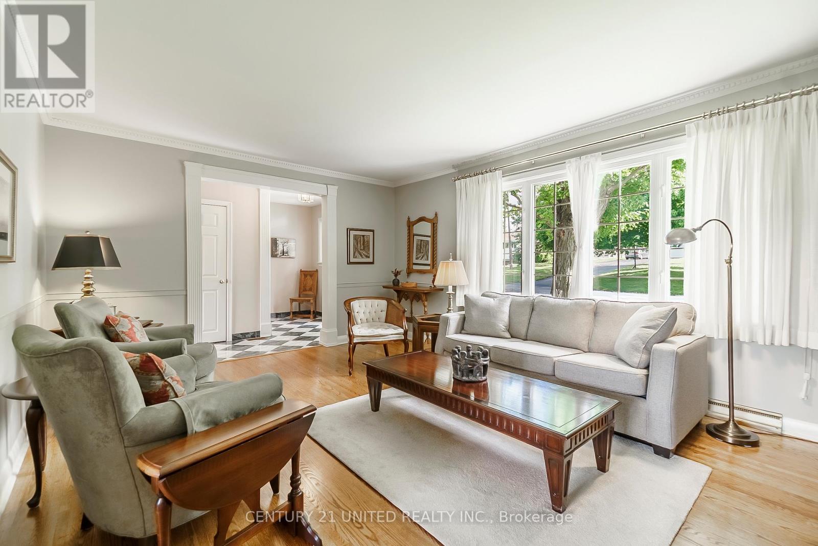 916 Valleyview Drive, Peterborough (Monaghan Ward 2), Ontario  K9J 6R1 - Photo 9 - X13047638