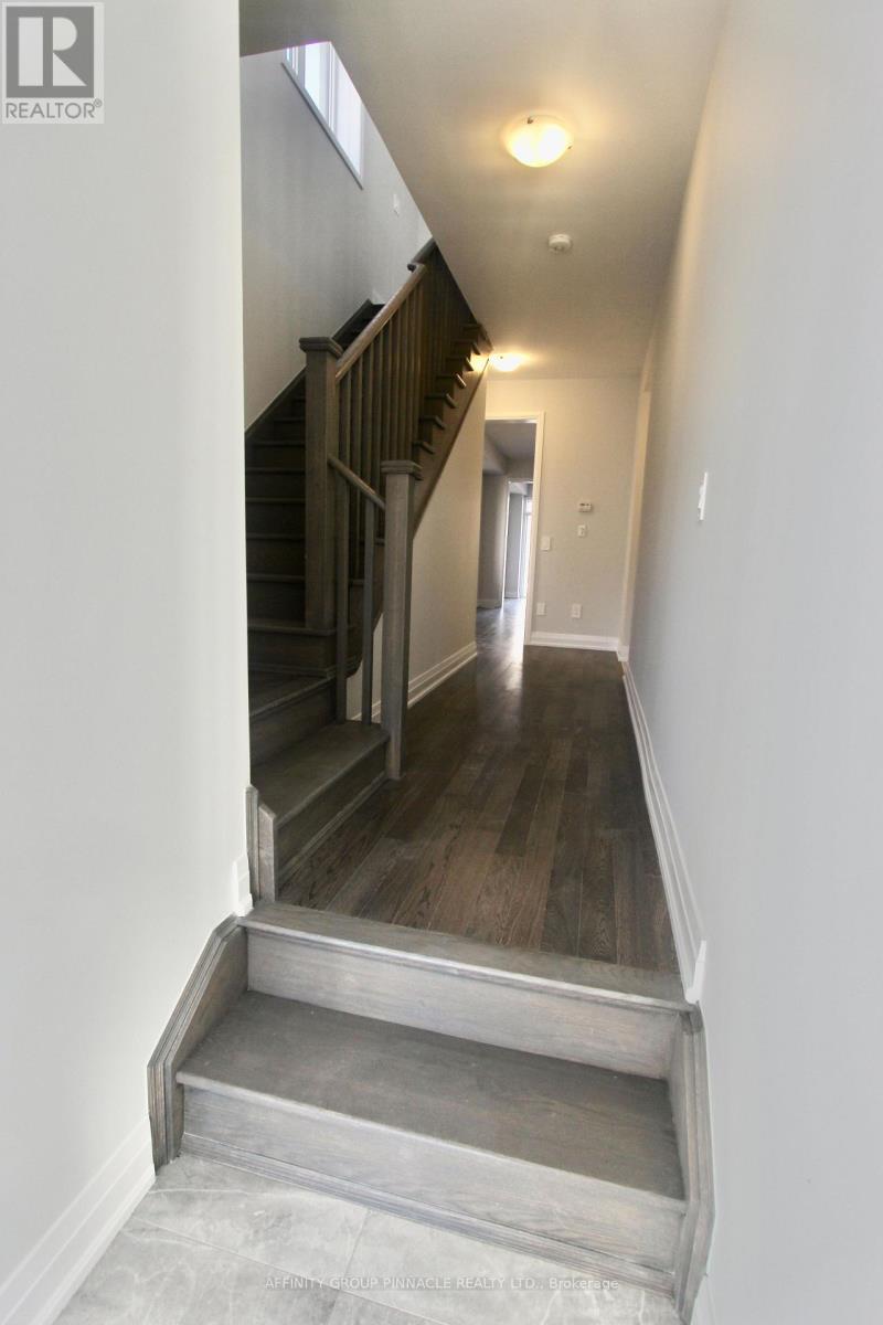 24 Walters Street, Kawartha Lakes (Lindsay), Ontario  K9V 0S2 - Photo 9 - X13047812