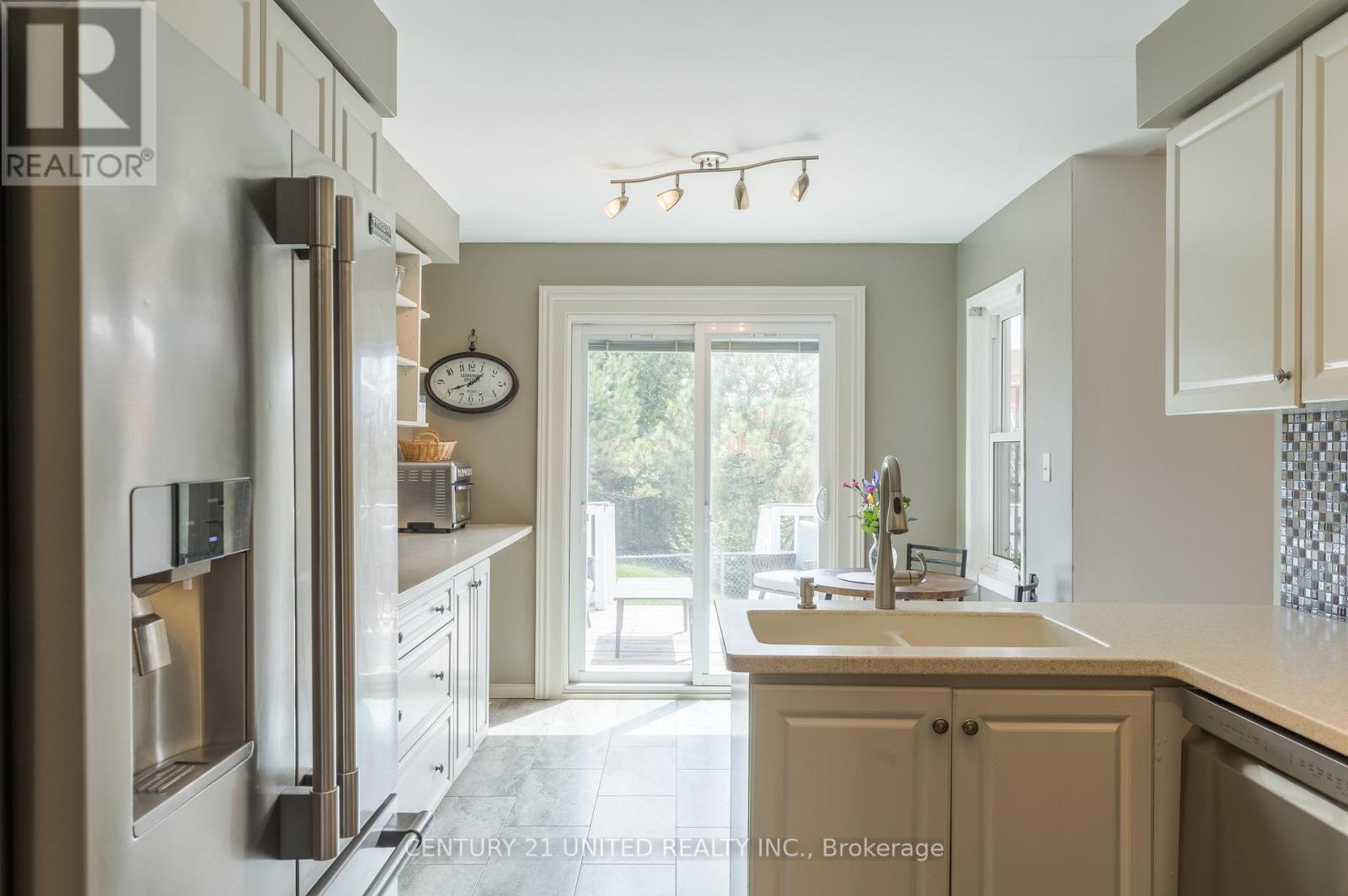 9 Brookside Street, Cavan Monaghan (Millbrook Village), Ontario  L0A 1G0 - Photo 3 - X13048190