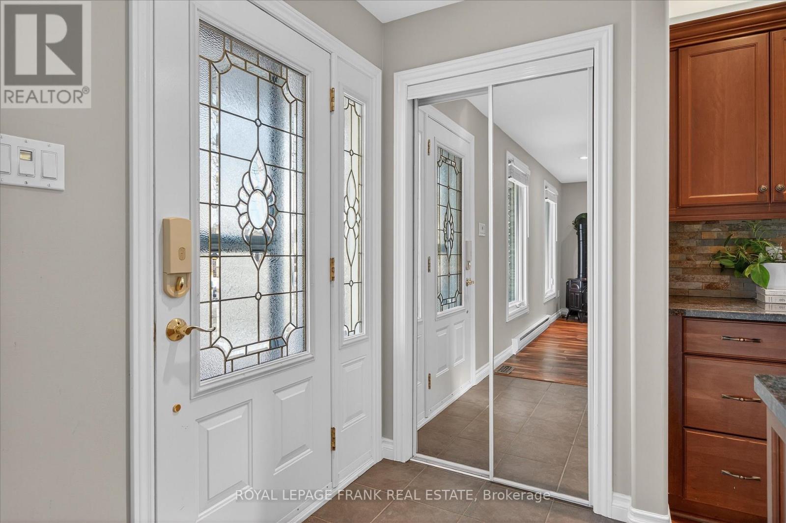 2139 Springwood Road, Peterborough (Monaghan Ward 2), Ontario  K9K 1N7 - Photo 2 - X13048984