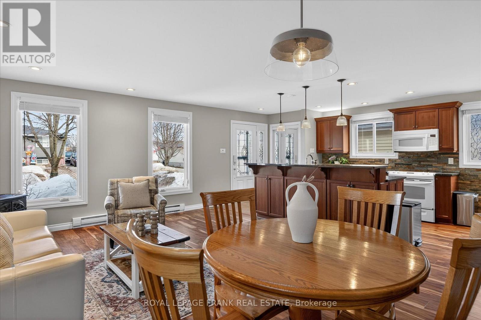 2139 Springwood Road, Peterborough (Monaghan Ward 2), Ontario  K9K 1N7 - Photo 7 - X13048984