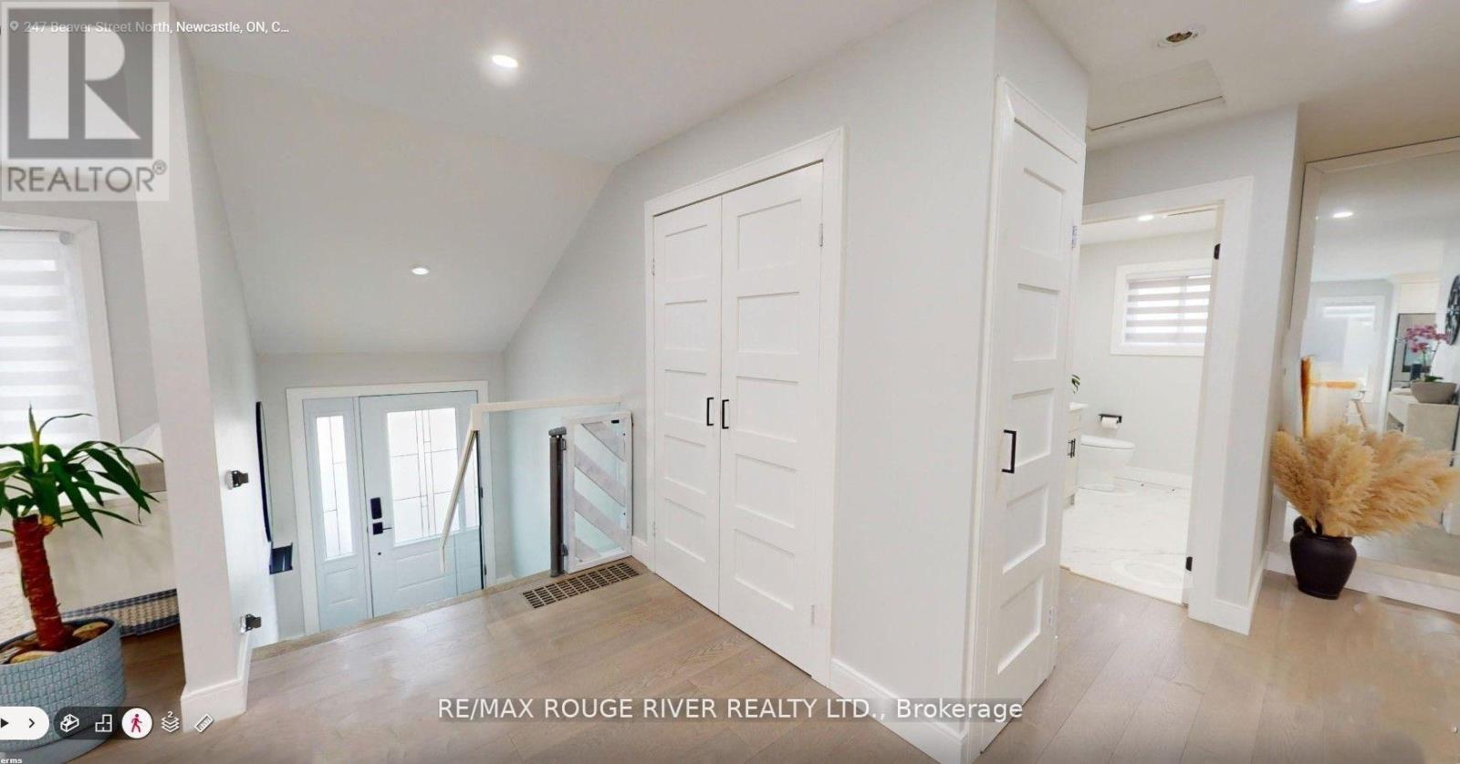 247 Beaver Street N, Clarington (Newcastle), Ontario  L1B 1J3 - Photo 4 - E13049018