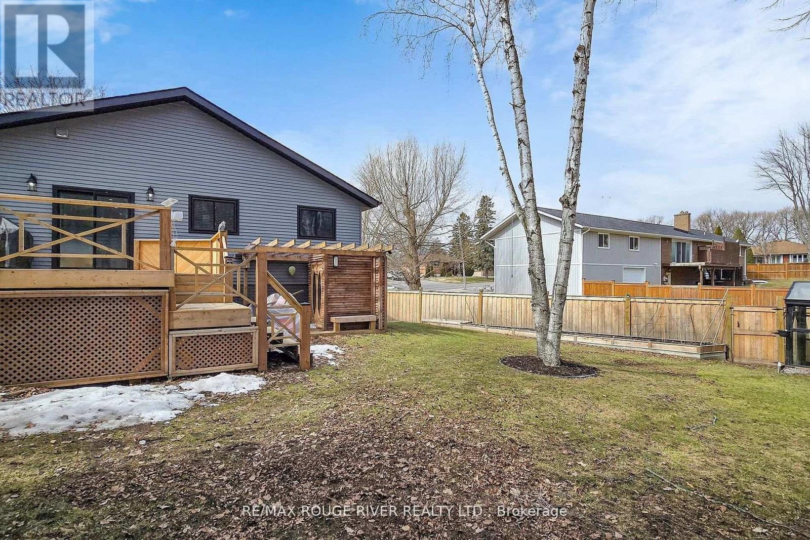 247 Beaver Street N, Clarington (Newcastle), Ontario  L1B 1J3 - Photo 44 - E13049018