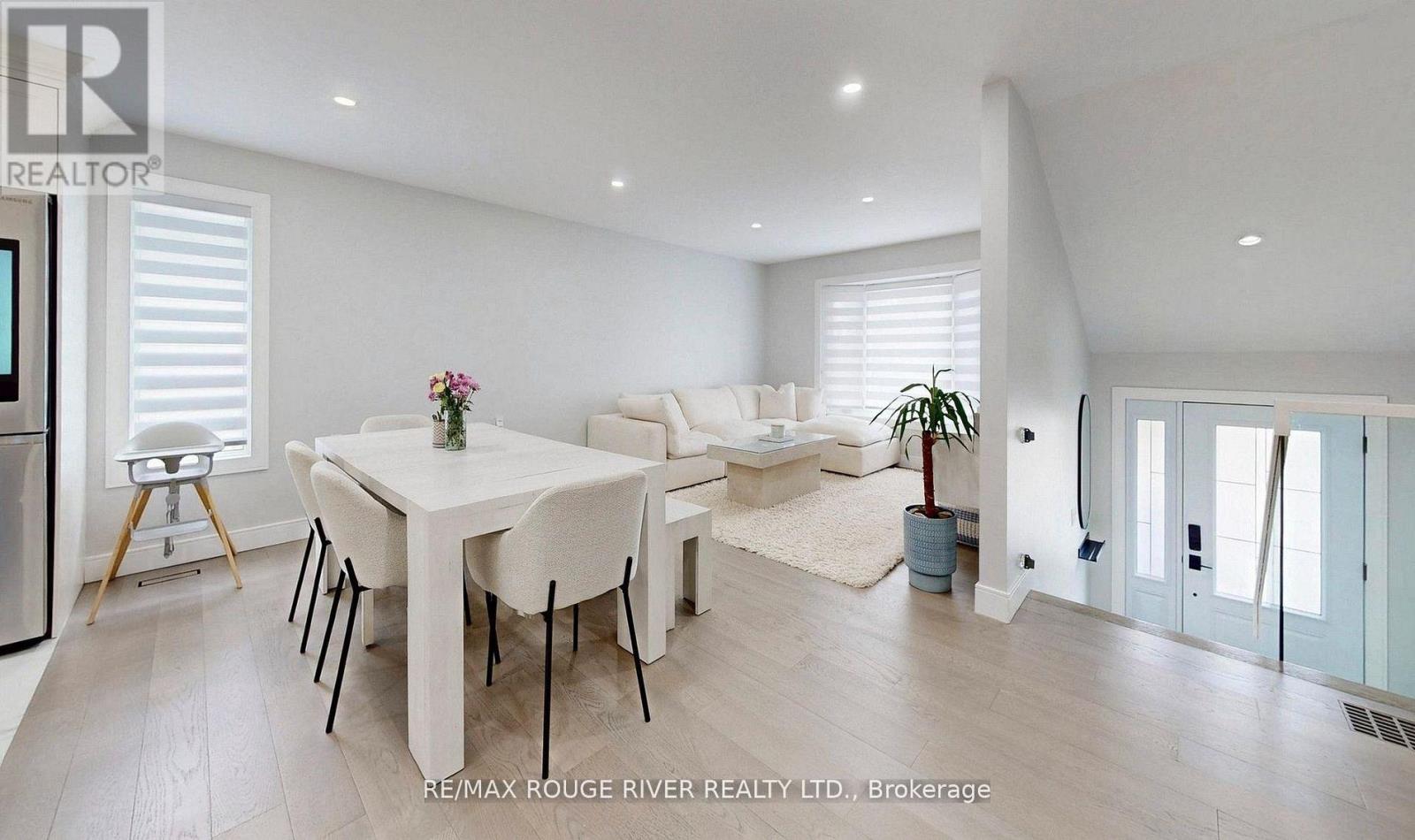 247 Beaver Street N, Clarington (Newcastle), Ontario  L1B 1J3 - Photo 5 - E13049018