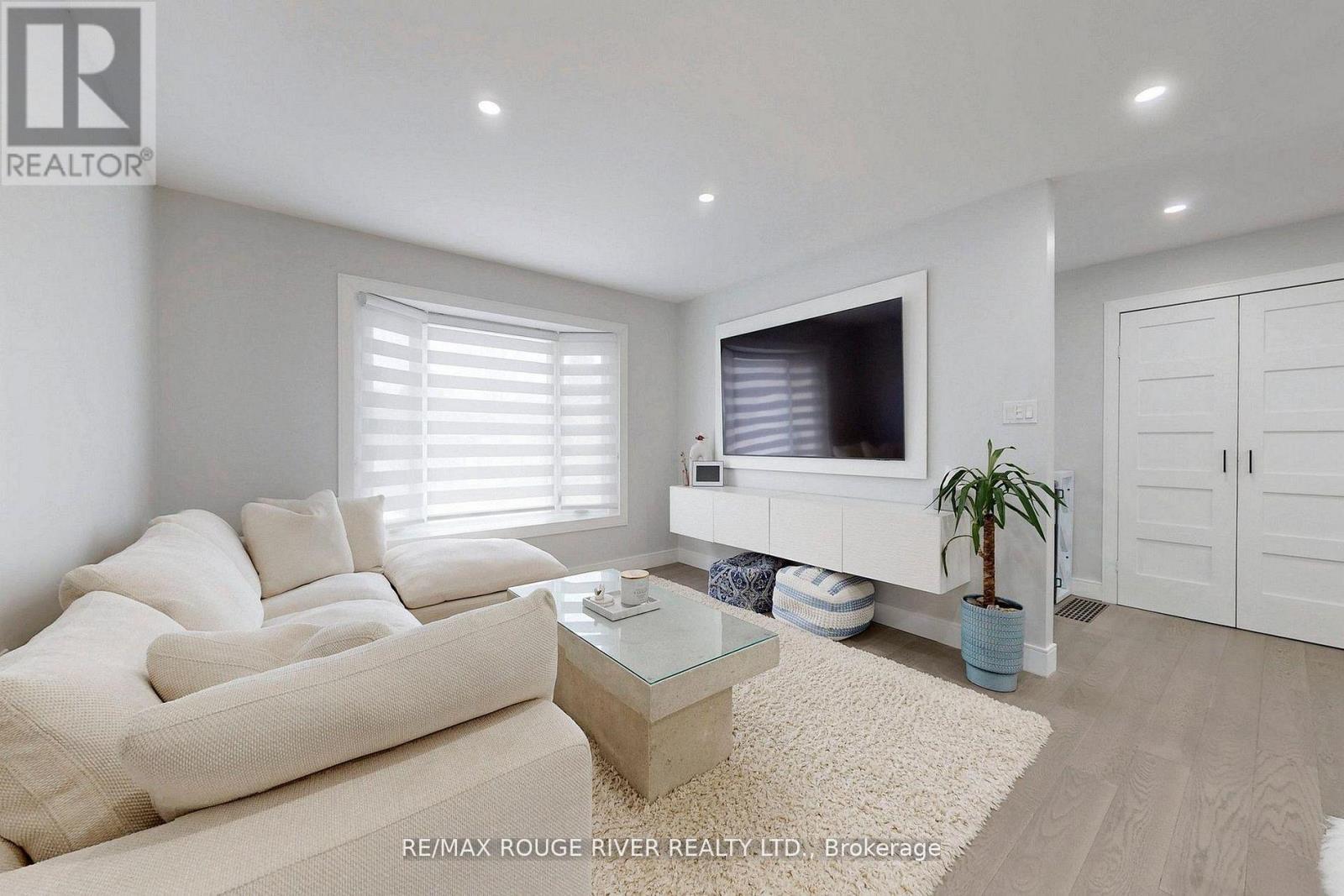 247 Beaver Street N, Clarington (Newcastle), Ontario  L1B 1J3 - Photo 7 - E13049018