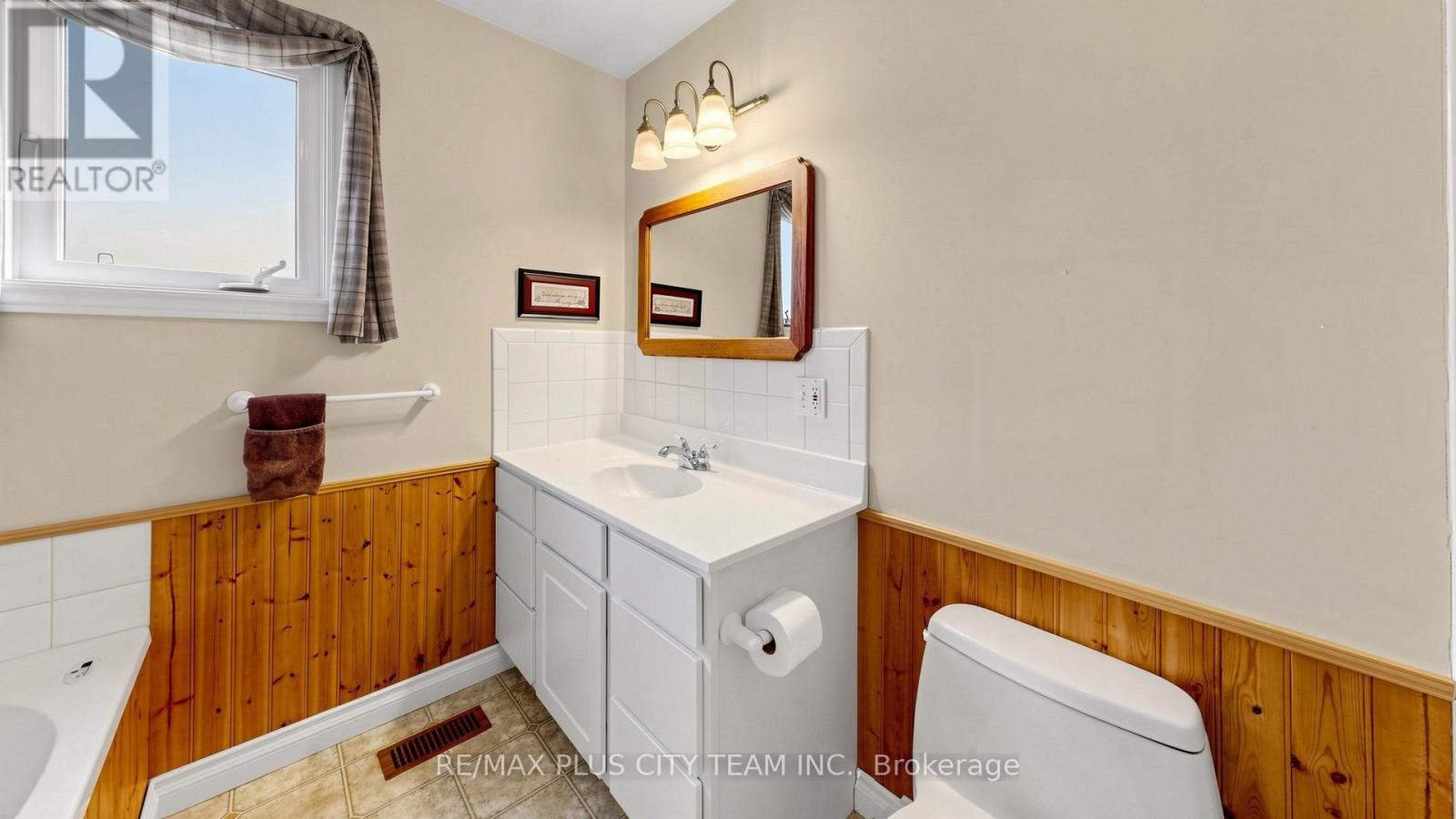 1479 Settlers Line, Otonabee-South Monaghan, Ontario  K0L 2G0 - Photo 21 - X13048876