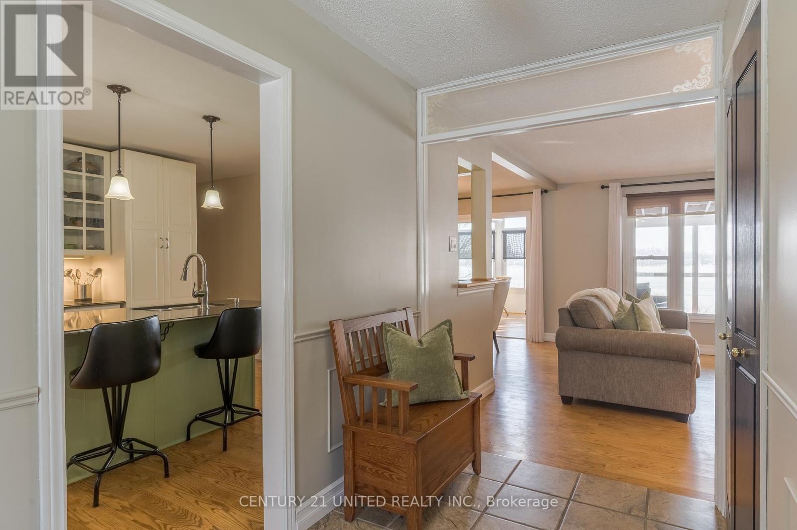 1 Lakeshore Boulevard, Selwyn, Ontario  K0L 1T0 - Photo 4 - X13049168