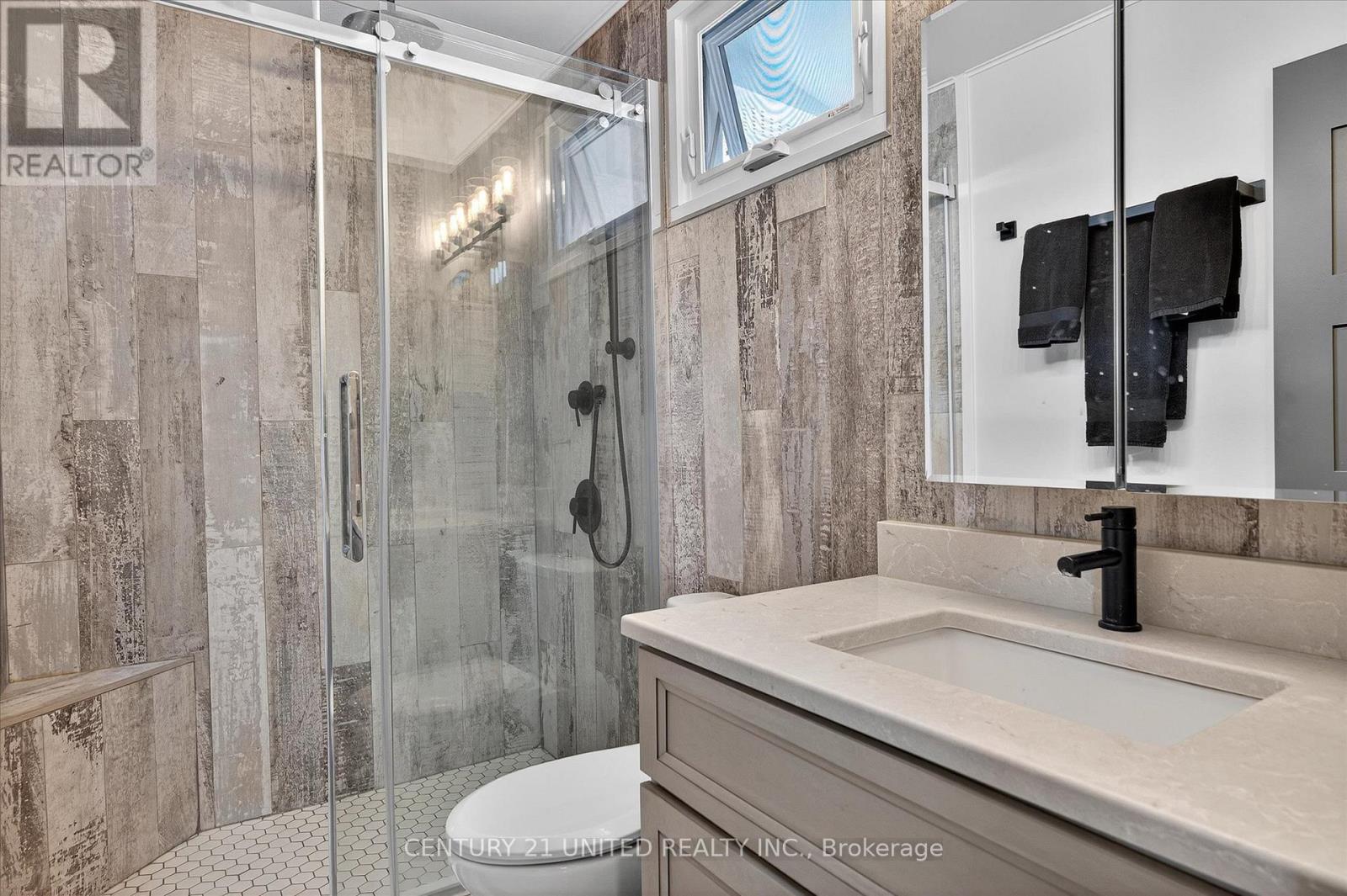 114 Oakwood Crescent, Peterborough (Monaghan Ward 2), Ontario  K9J 1N3 - Photo 22 - X13049238