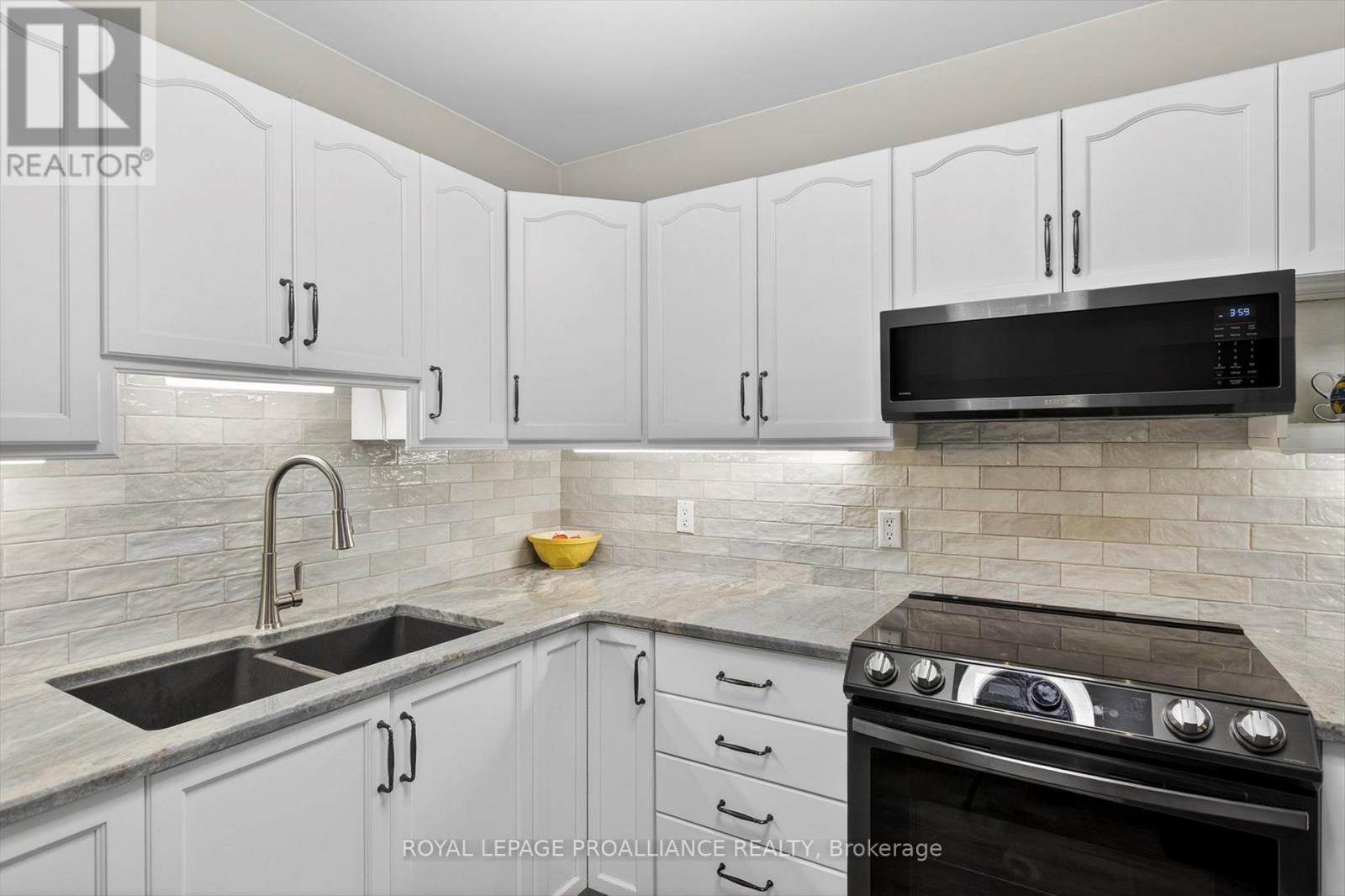 244 Flynn's Road, Trent Lakes, Ontario  K0L 1J0 - Photo 17 - X13049836