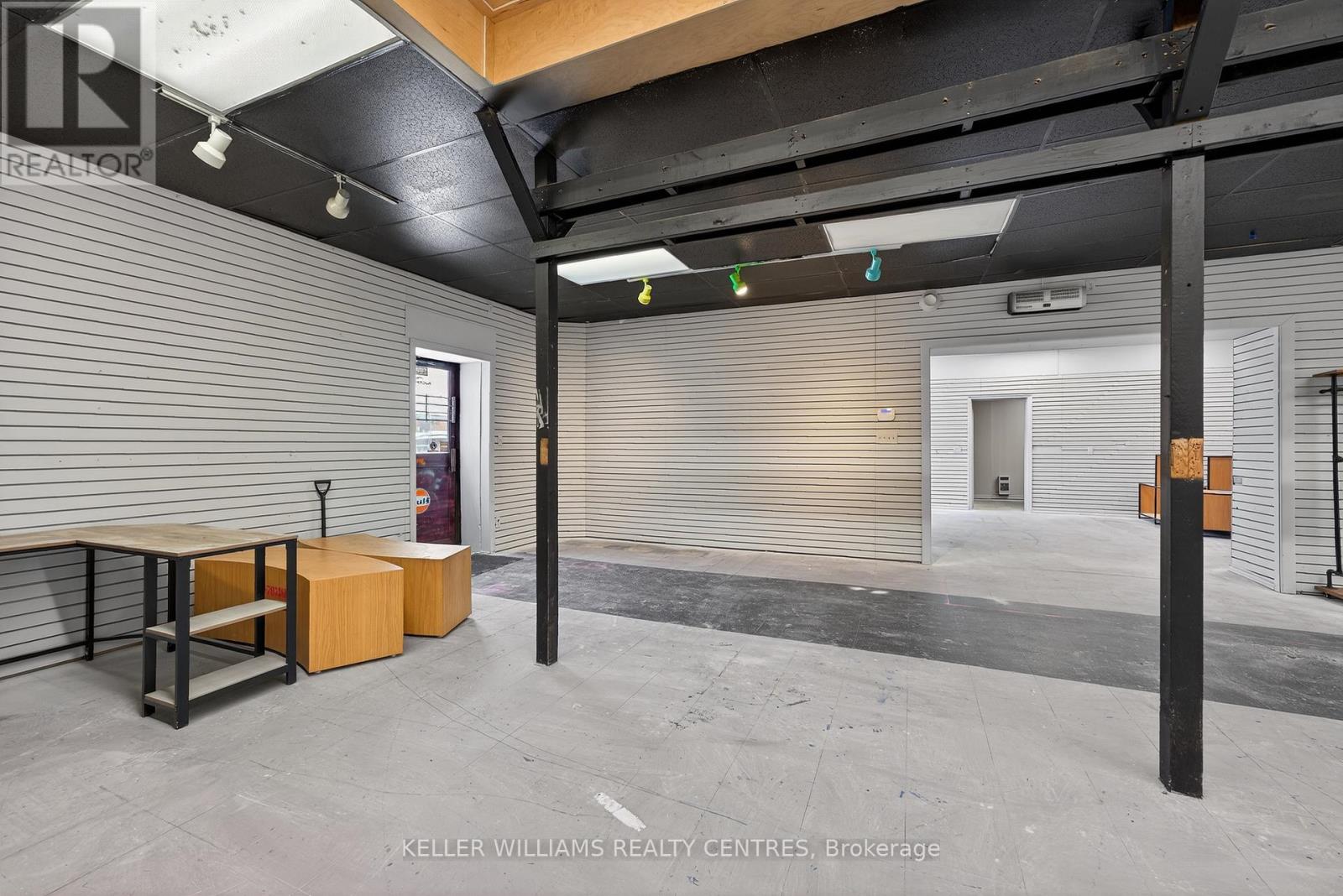 384 Queen Street, Peterborough (Town Ward 3), Ontario  K9H 3J6 - Photo 6 - X13049858