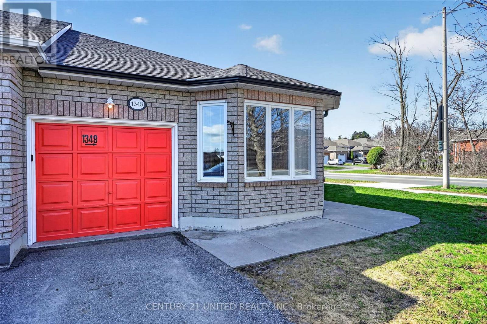 1348 Lillico Crescent, Peterborough (Monaghan Ward 2), Ontario  K9K 2K9 - Photo 7 - X13051592