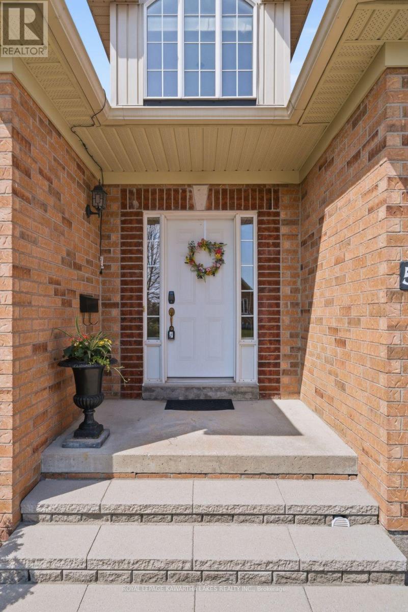 59 Ellis Crescent, Kawartha Lakes (Lindsay), Ontario  K9V 0A5 - Photo 8 - X13051722