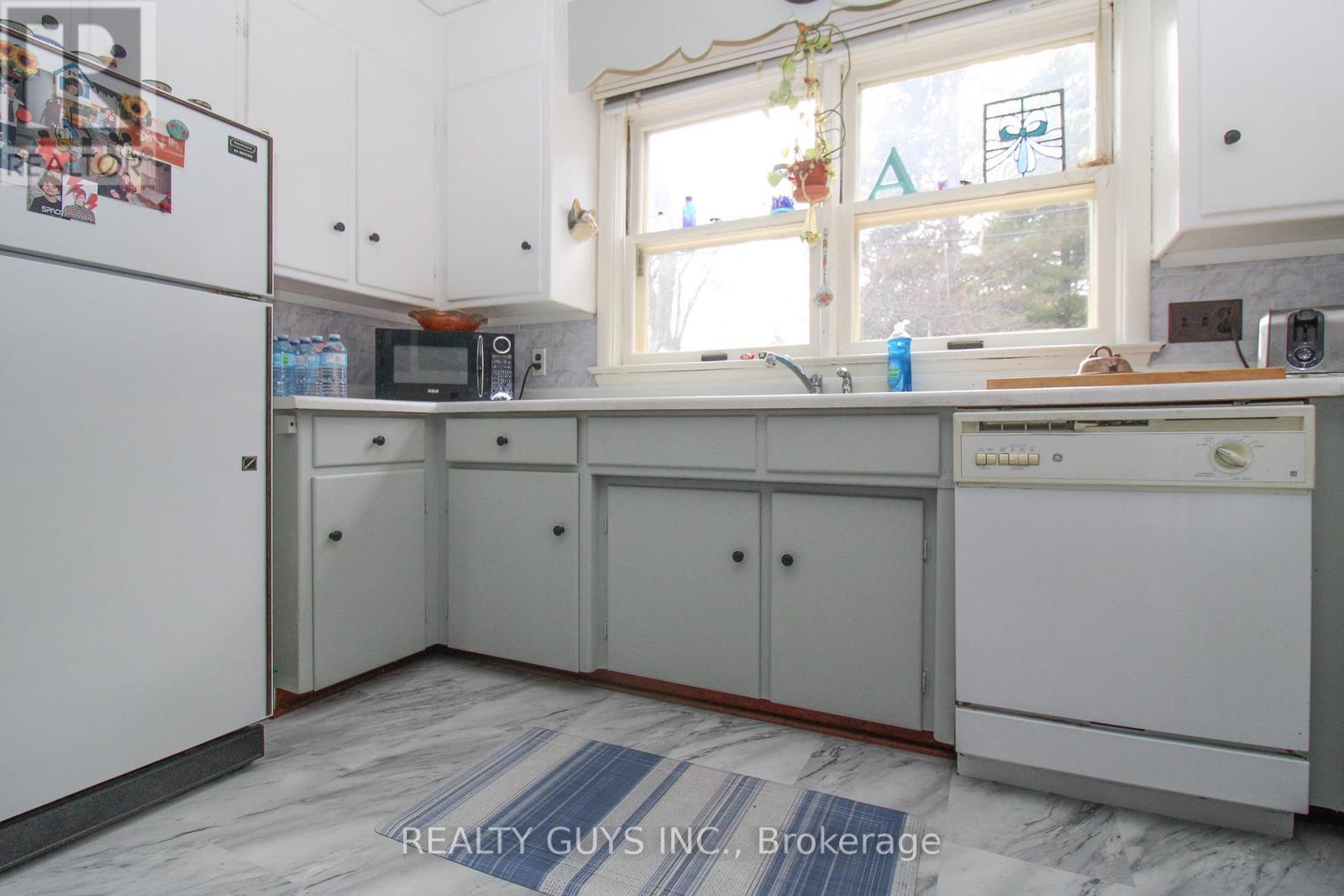71 Greenhill Drive, Peterborough (Otonabee Ward 1), Ontario  K9J 6E2 - Photo 15 - X13052222