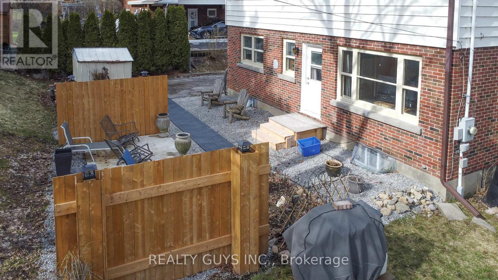 71 Greenhill Drive, Peterborough (Otonabee Ward 1), Ontario  K9J 6E2 - Photo 7 - X13052222