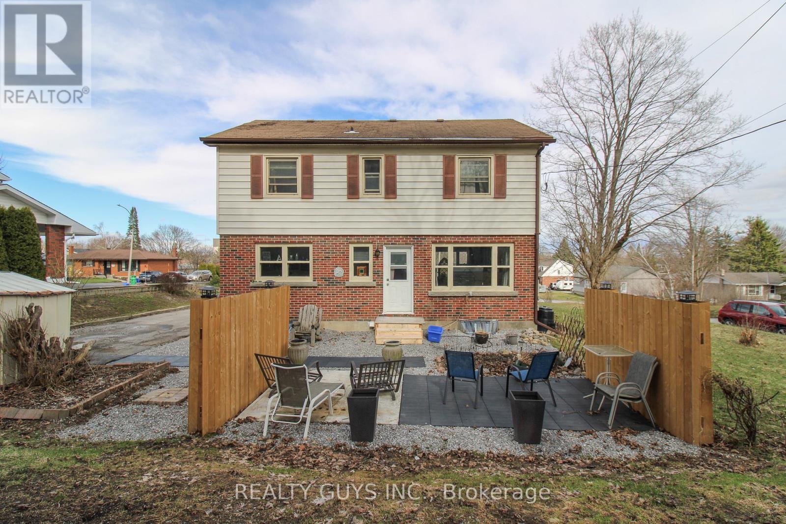 71 Greenhill Drive, Peterborough (Otonabee Ward 1), Ontario  K9J 6E2 - Photo 8 - X13052222