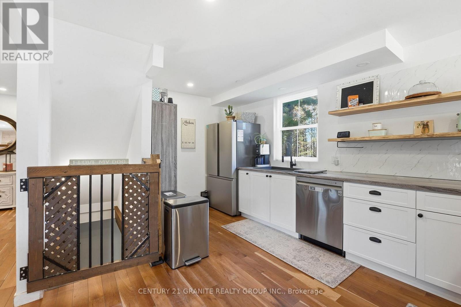 900 B New Carlow Road, Hastings Highlands (Monteagle Ward), Ontario  K0L 2R0 - Photo 12 - X13052638