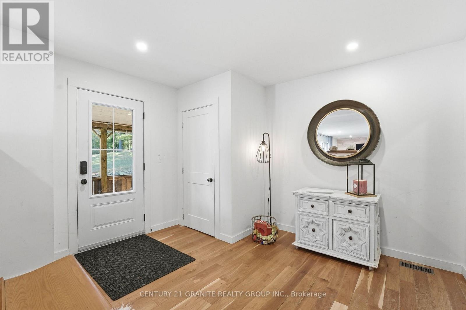 900 B New Carlow Road, Hastings Highlands (Monteagle Ward), Ontario  K0L 2R0 - Photo 4 - X13052638