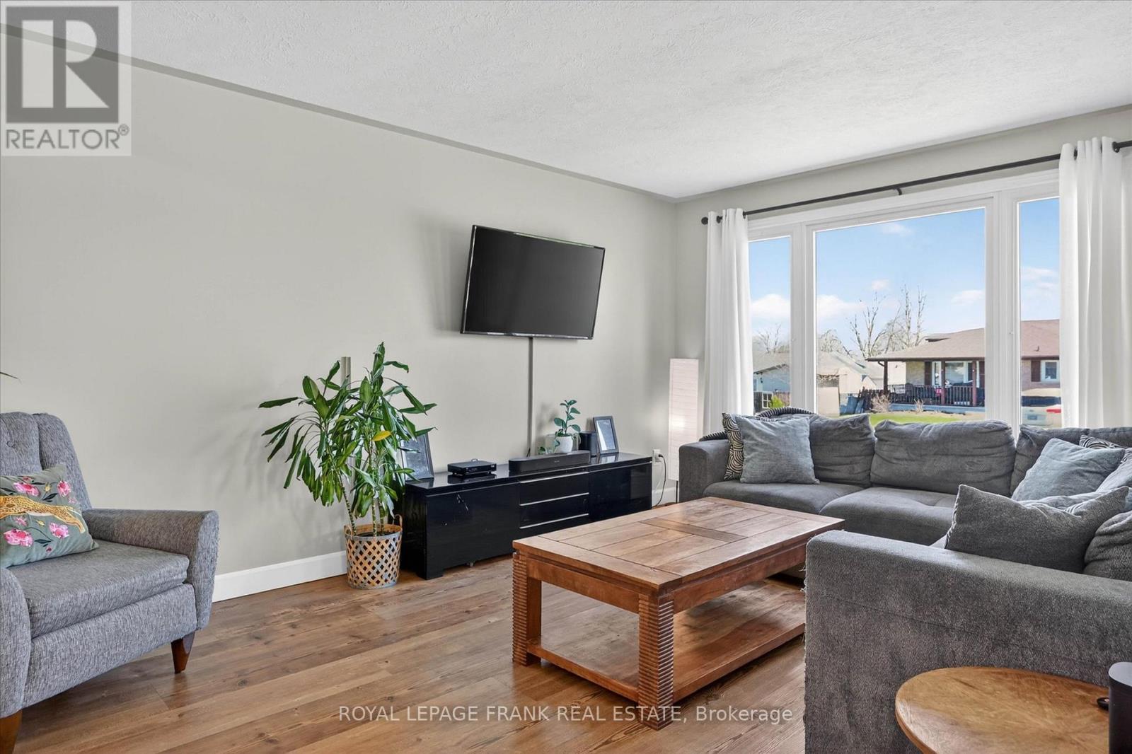 91 Rideau Crescent, Peterborough (Ashburnham Ward 4), Ontario  K9J 1G7 - Photo 5 - X13053162