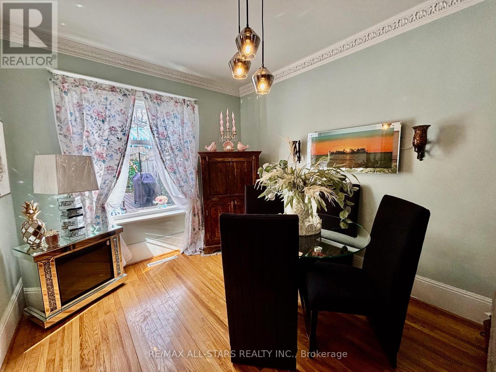 28 Simcoe Street, Kawartha Lakes (Lindsay), Ontario  K9V 2G4 - Photo 10 - X13053686