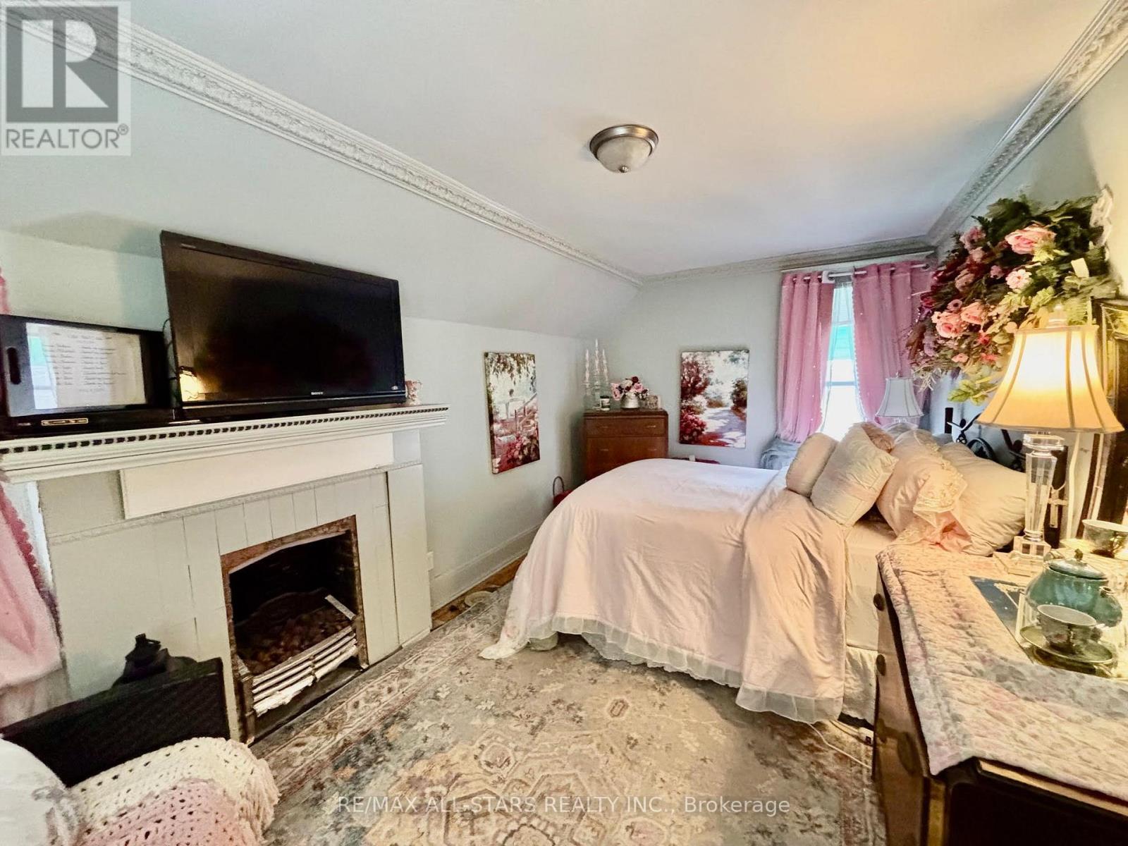 28 Simcoe Street, Kawartha Lakes (Lindsay), Ontario  K9V 2G4 - Photo 15 - X13053686